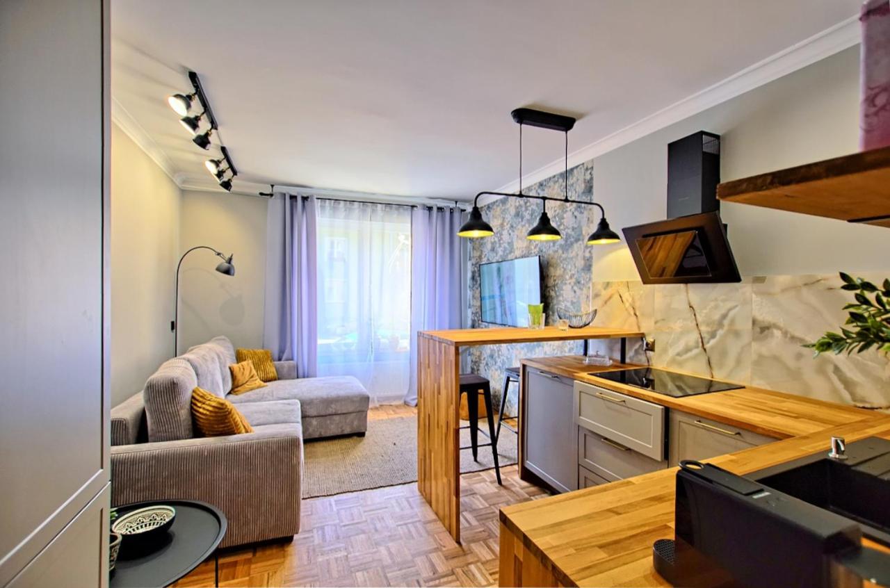 Two-Bedroom Apartment photo 2