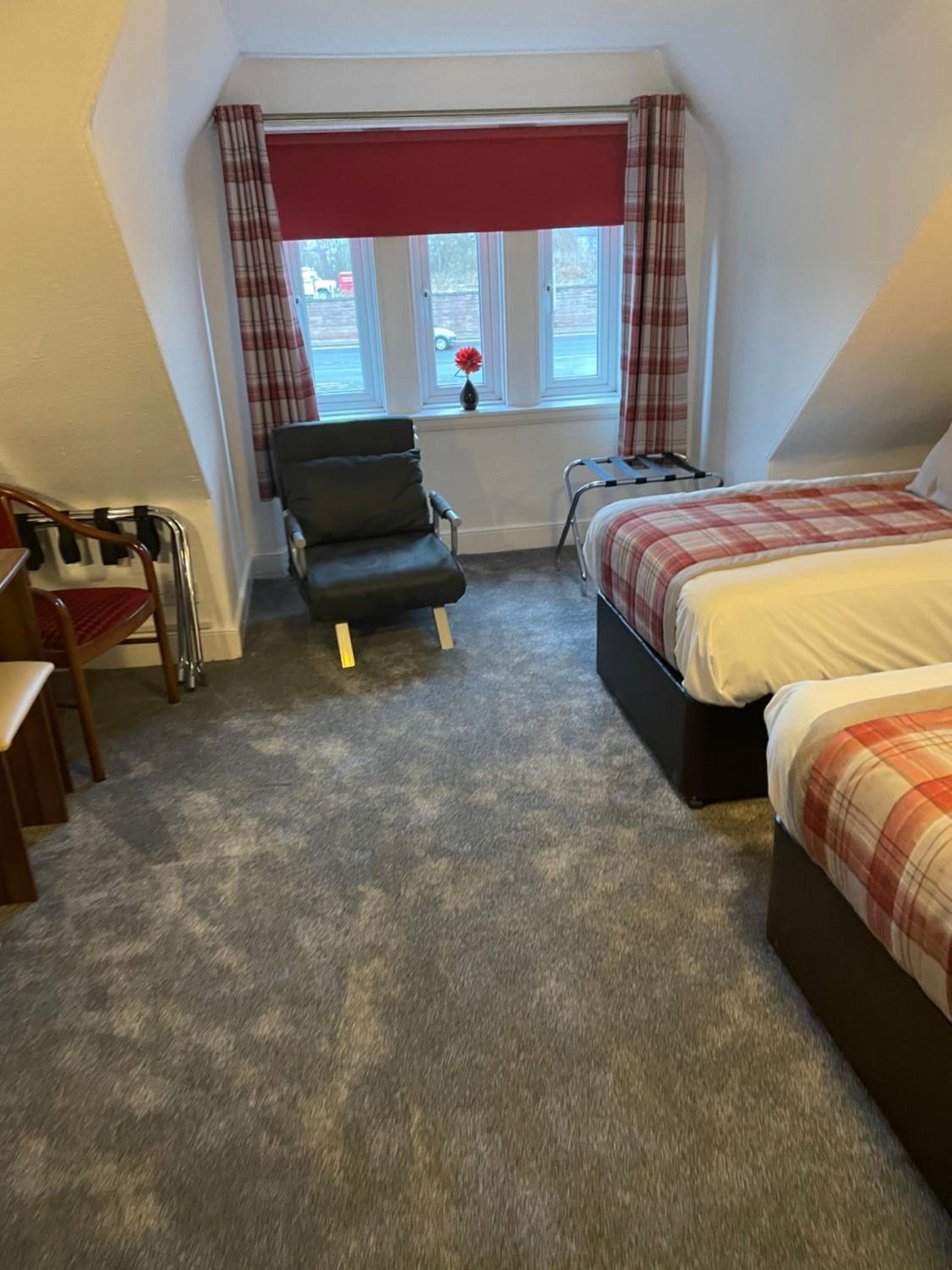 Deluxe Twin Room photo 1
