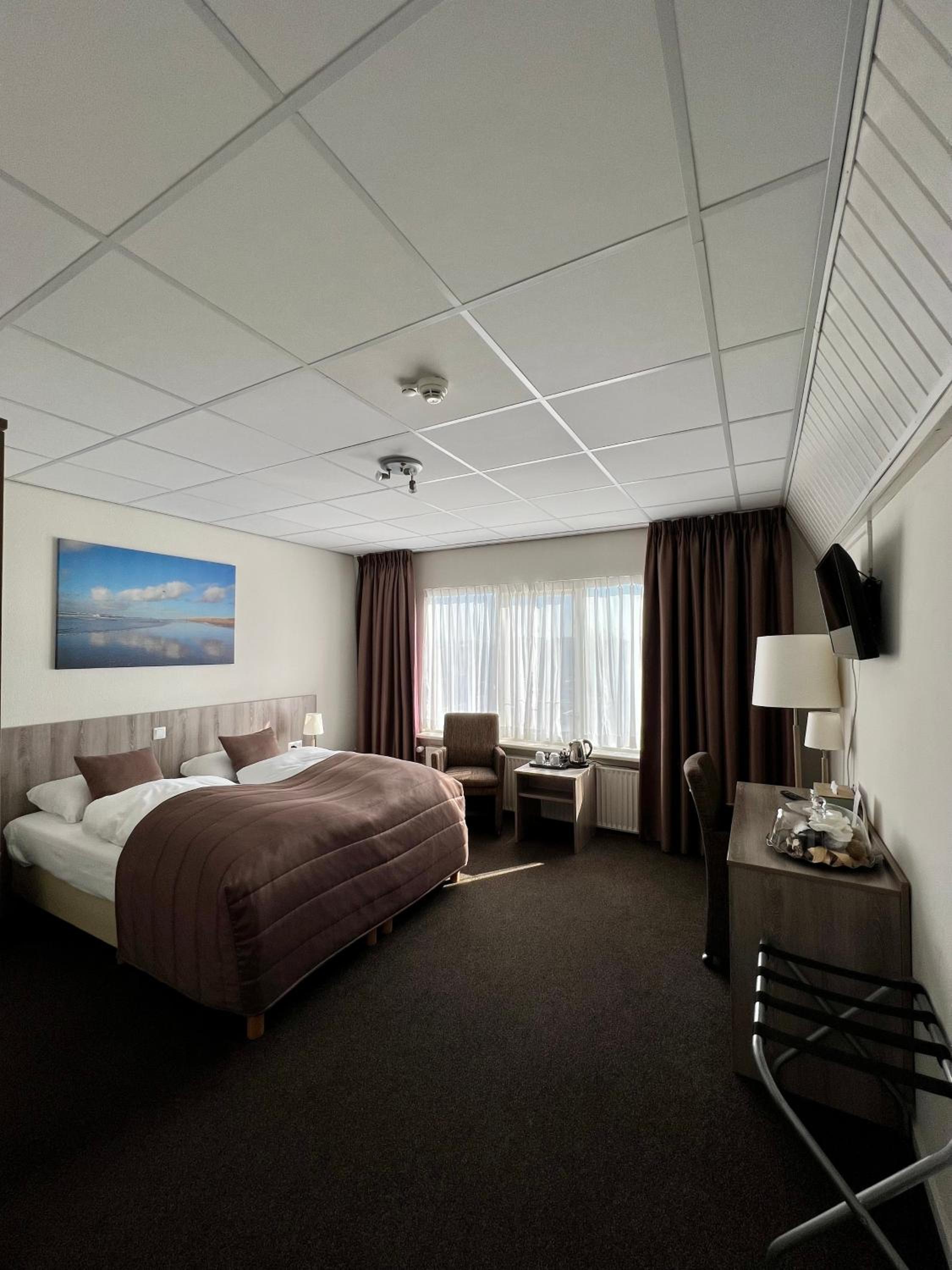 Executive Suite photo 2