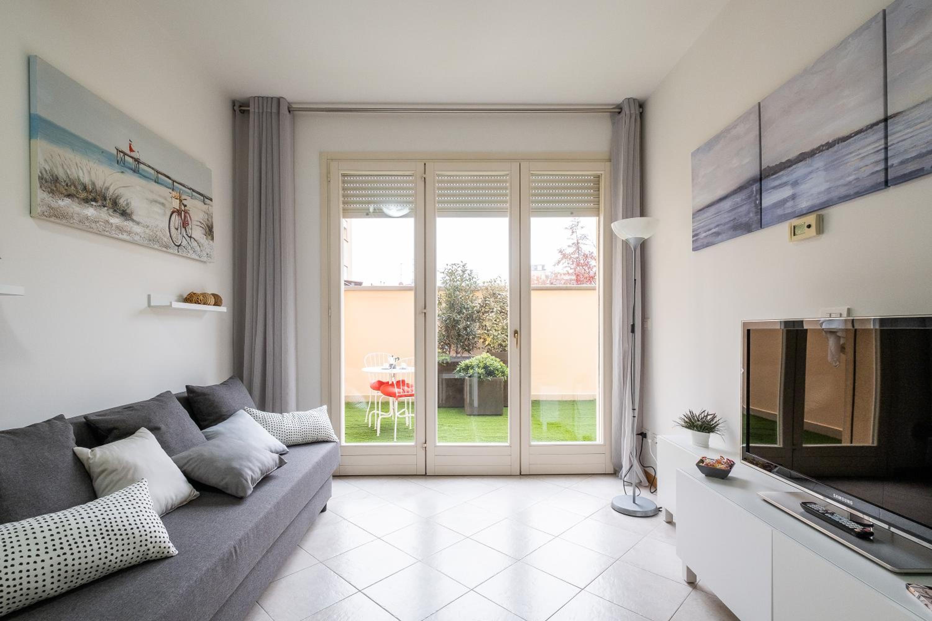 Studio Apartment