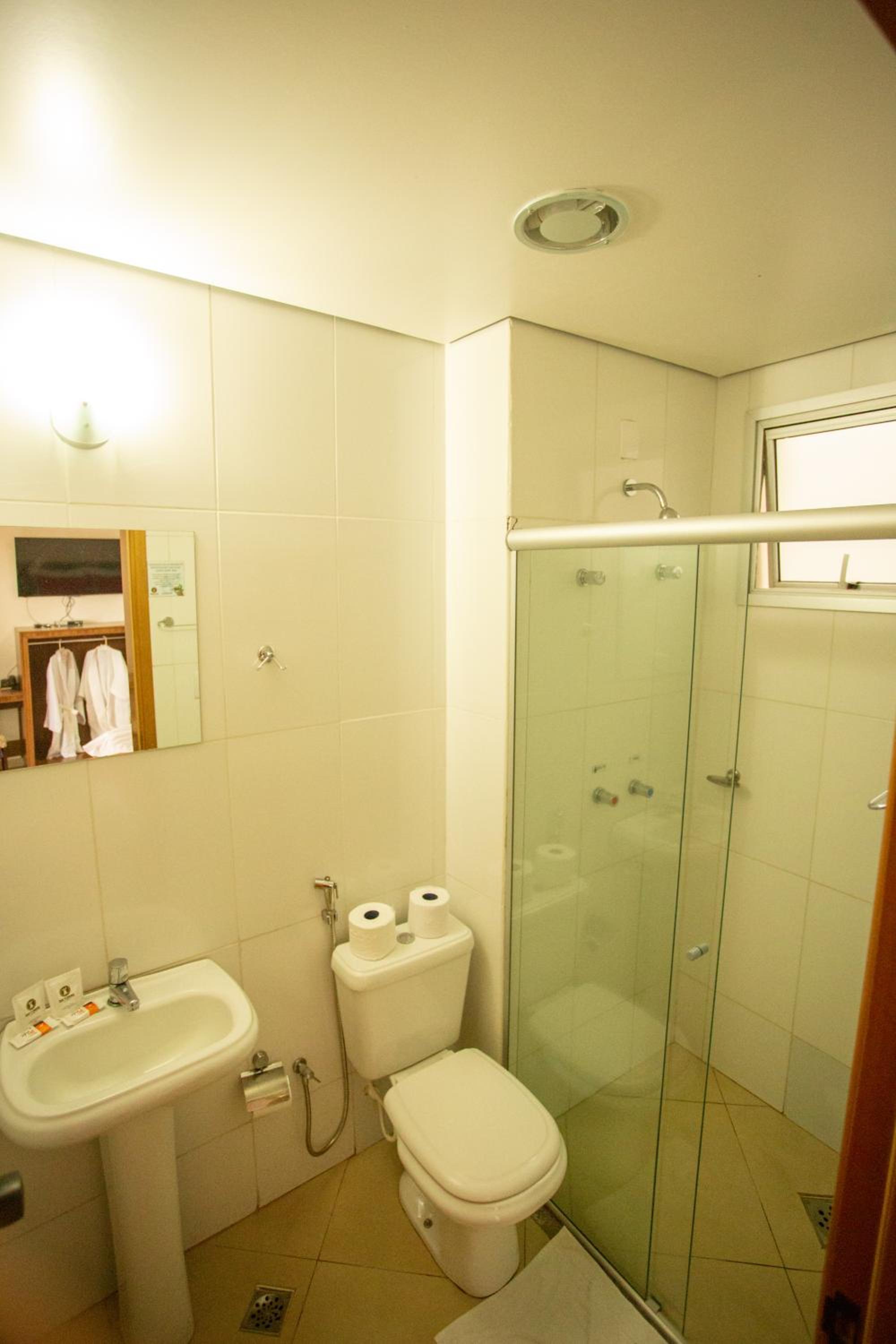 Double Room with Patio photo 3