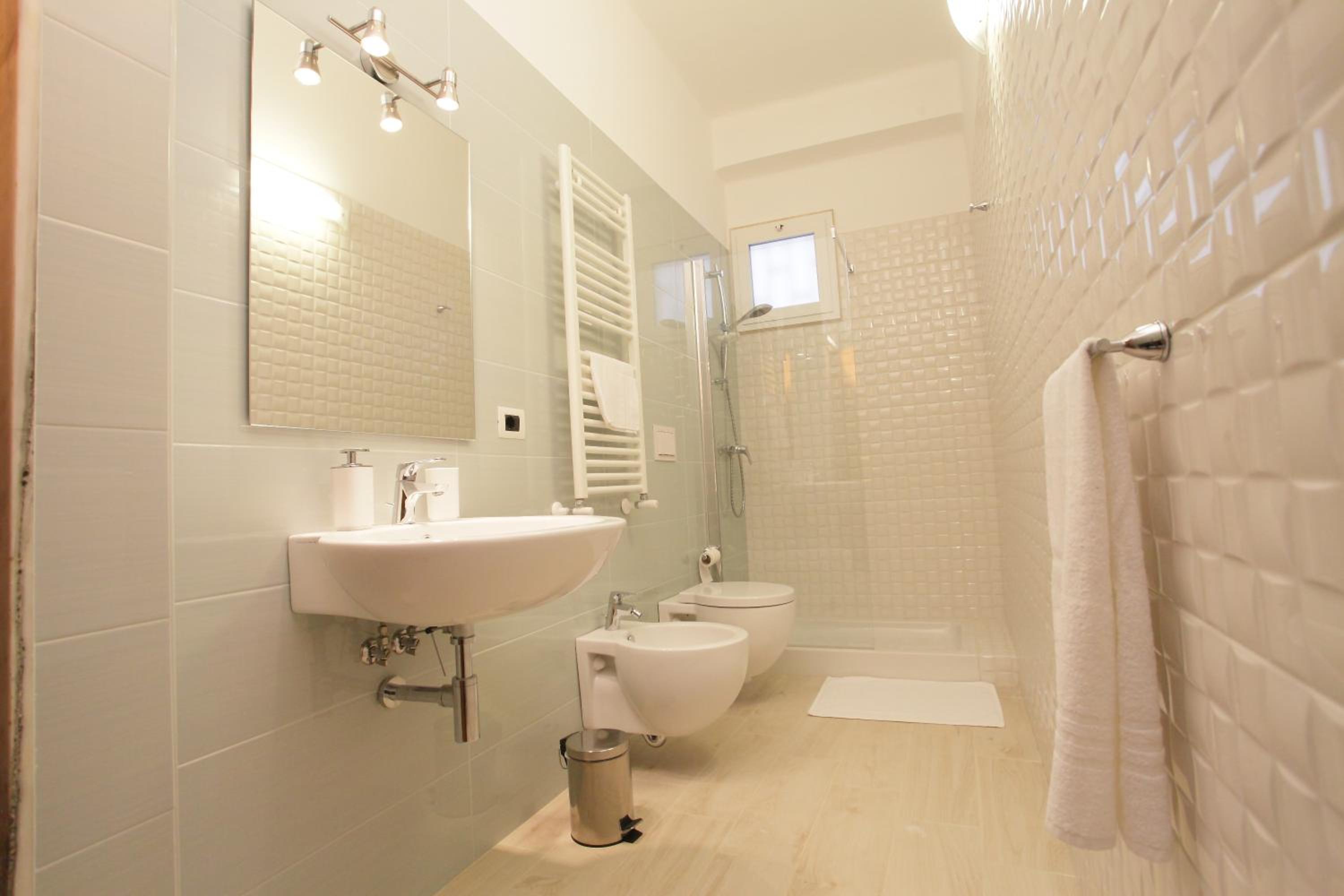 Double or Twin Room with Private External Bathroom photo 3
