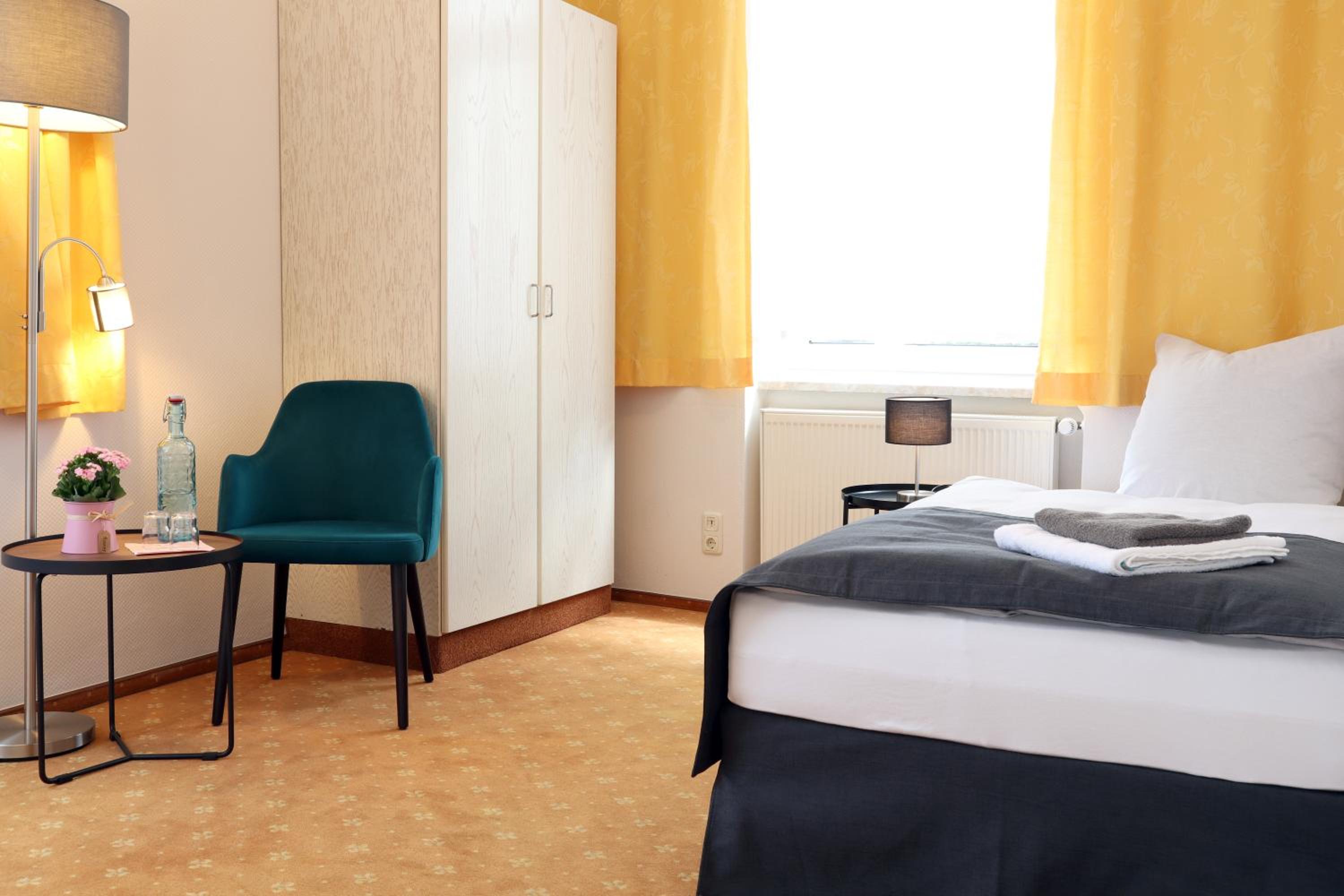 Single Room photo 3