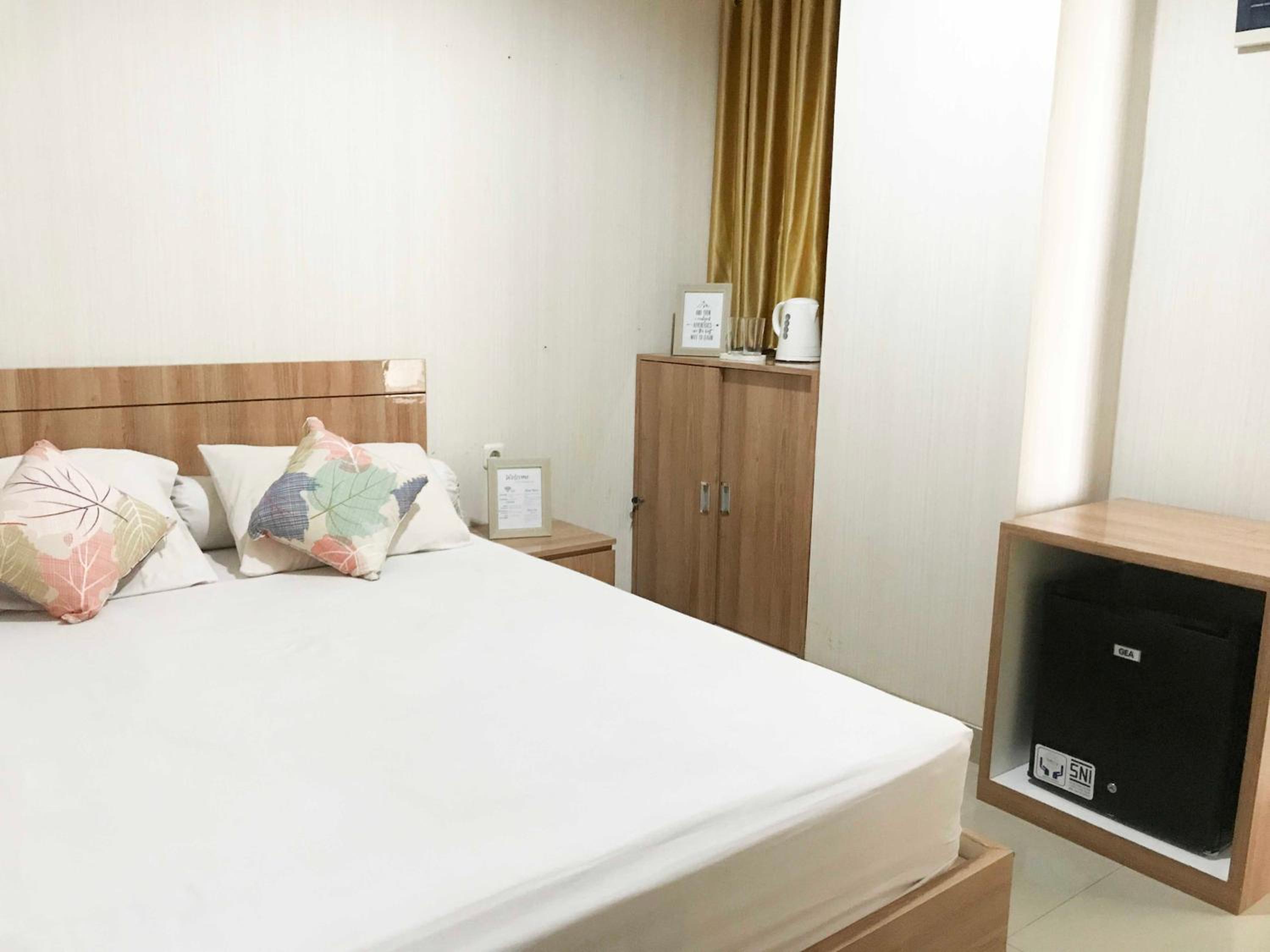 Economy Double Room - Photo 11