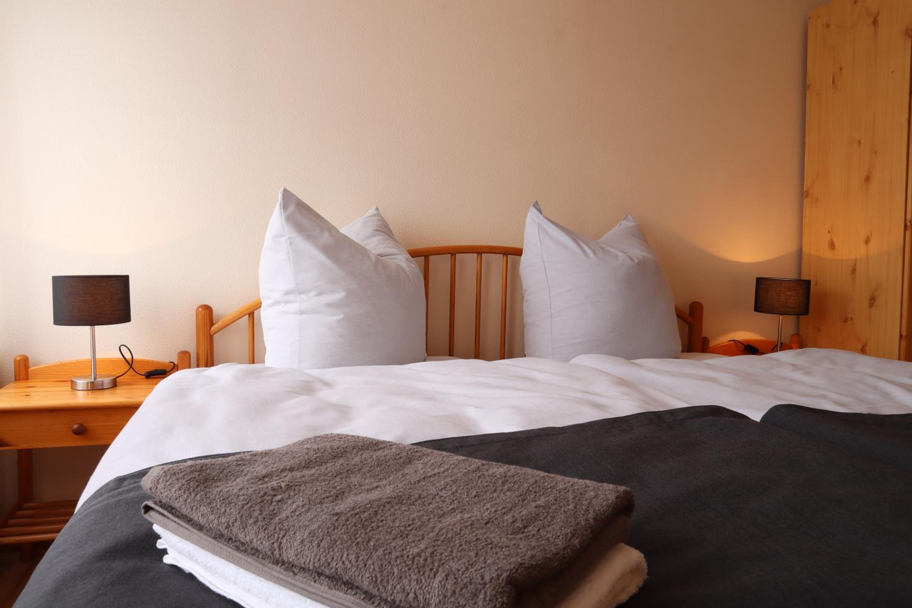 Standard Double Room - Photo 4