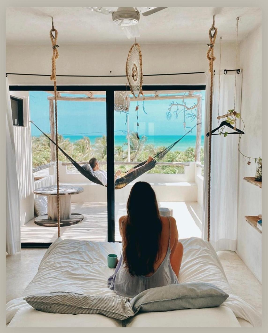 Superior Suite with Sea View - Photo 11