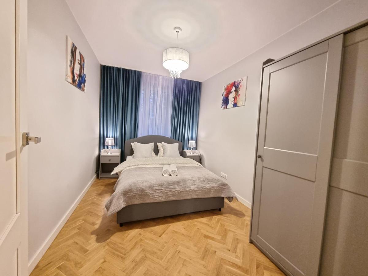 Two-Bedroom Apartment - Photo 4