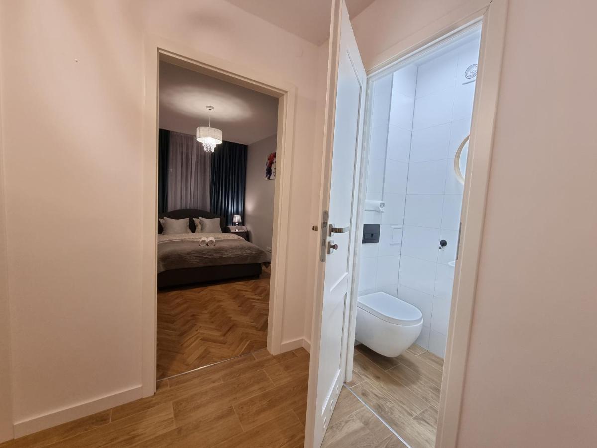 Two-Bedroom Apartment - Photo 7