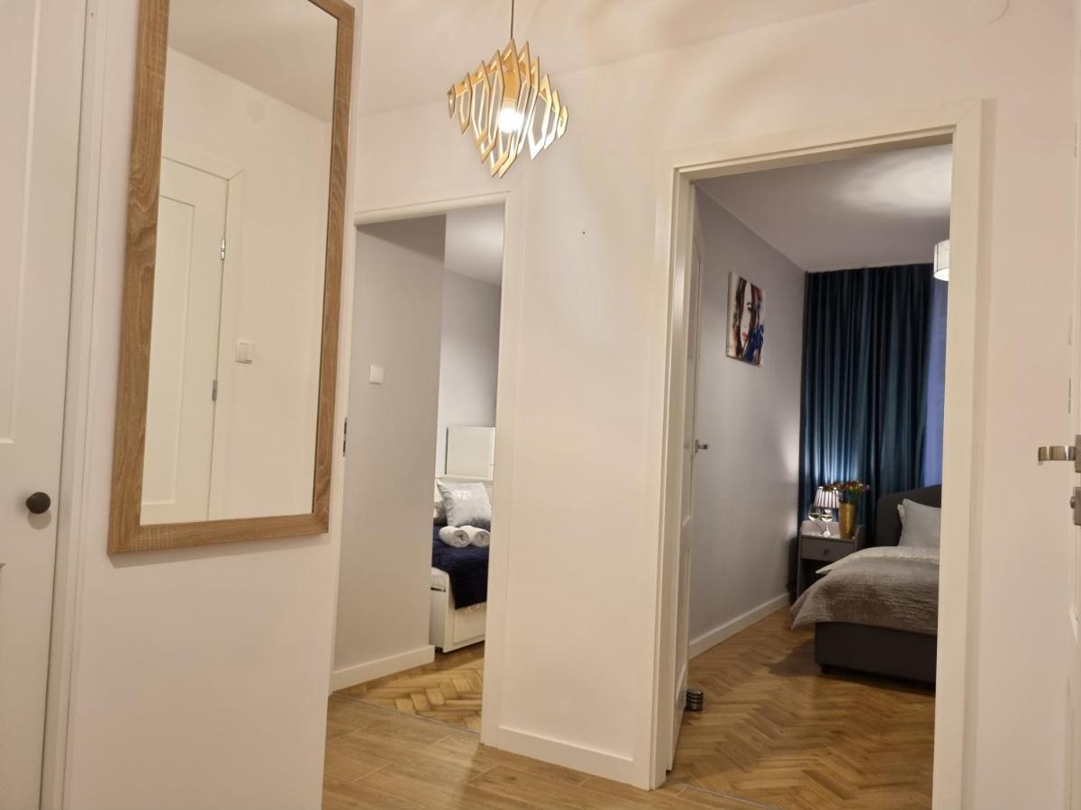 Two-Bedroom Apartment - Photo 8