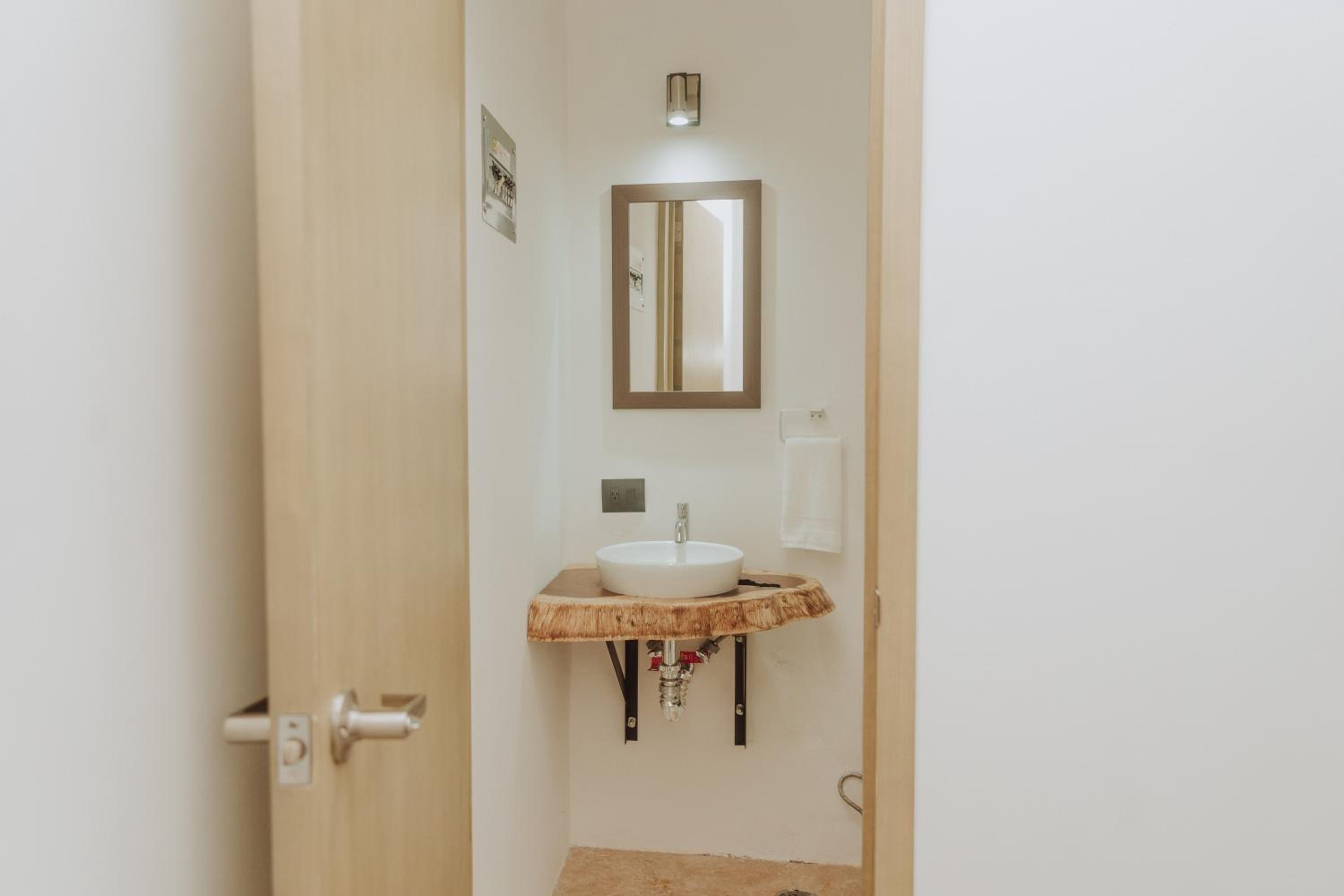 One-Bedroom Villa - Photo 40