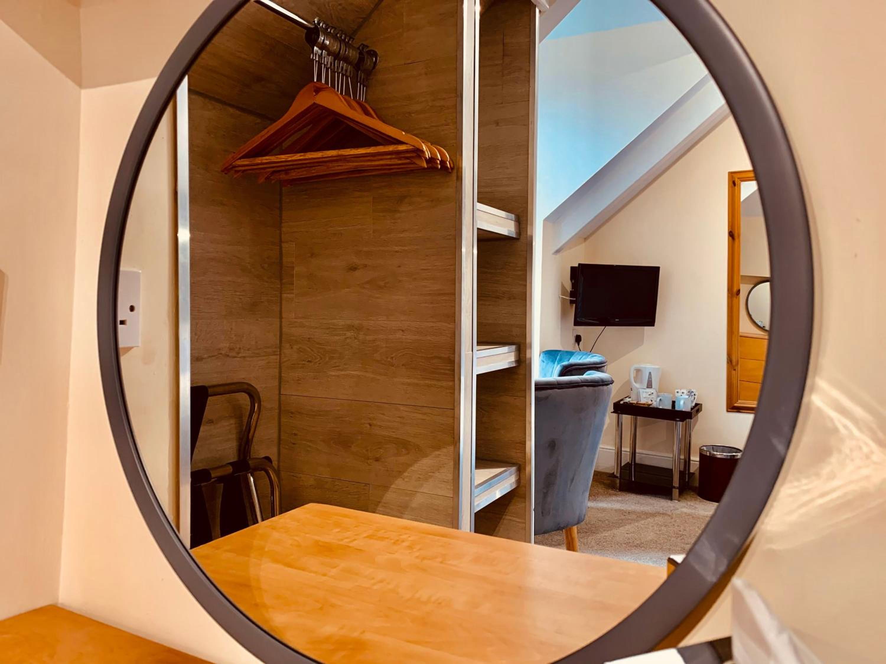 Double Room with Bathroom photo 2