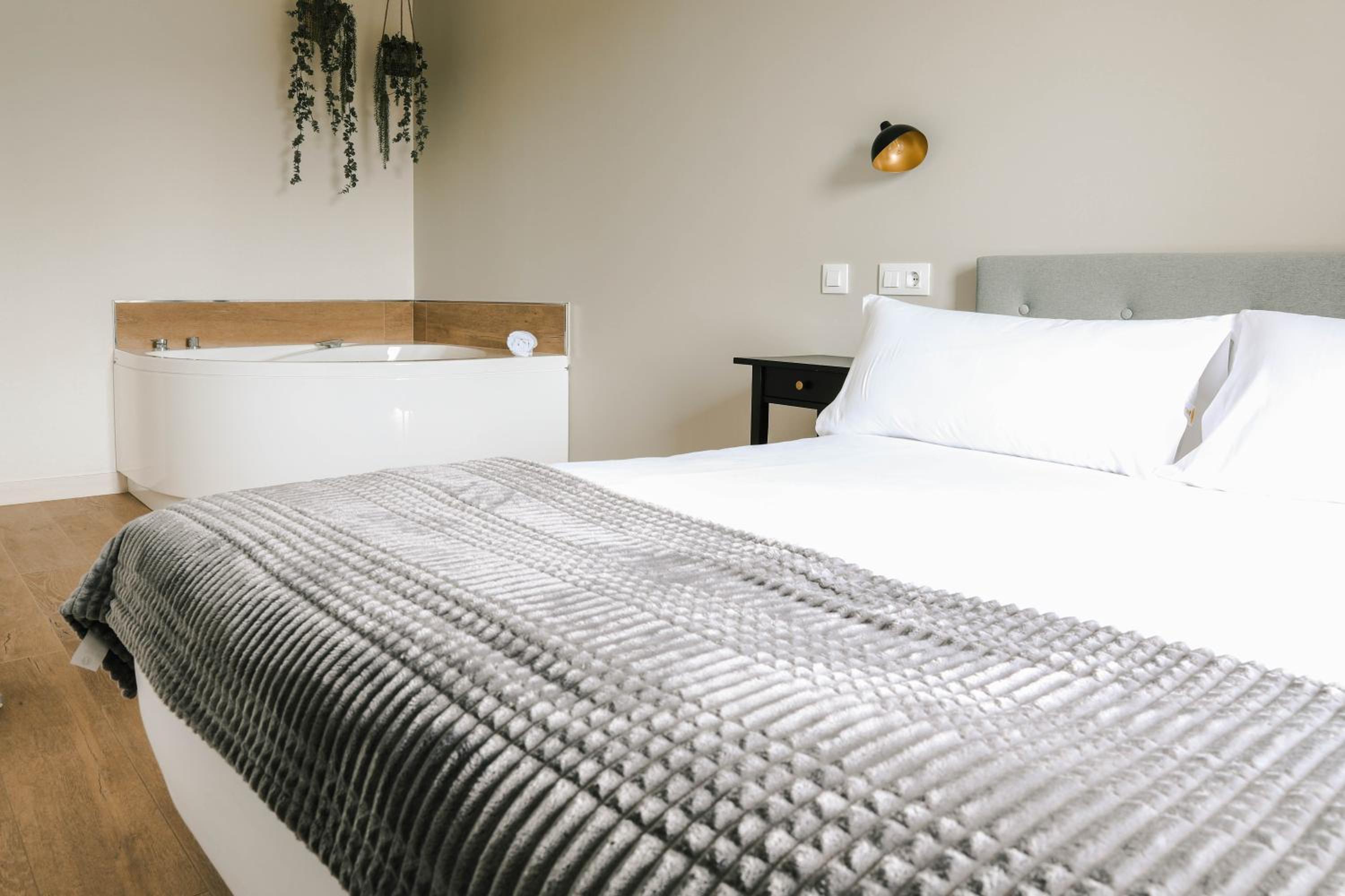 Apartamento con vista a la piscina