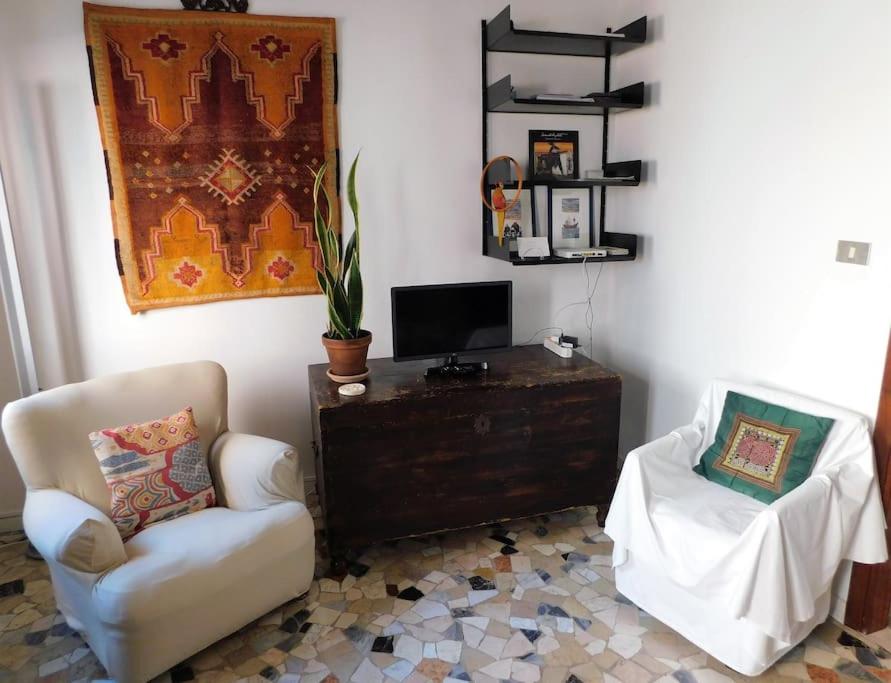 Three-Bedroom Apartment photo 1