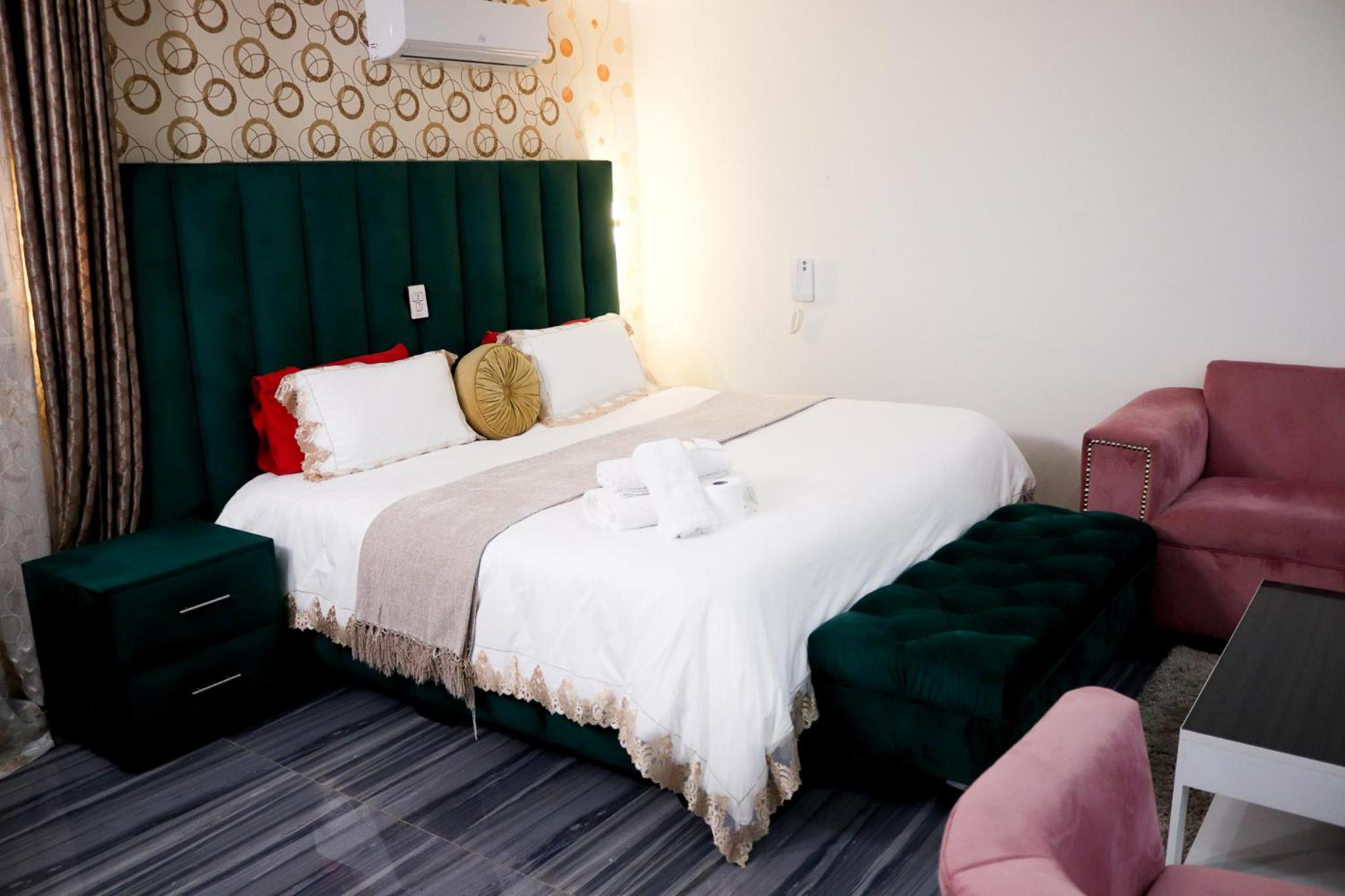 Executive Suite