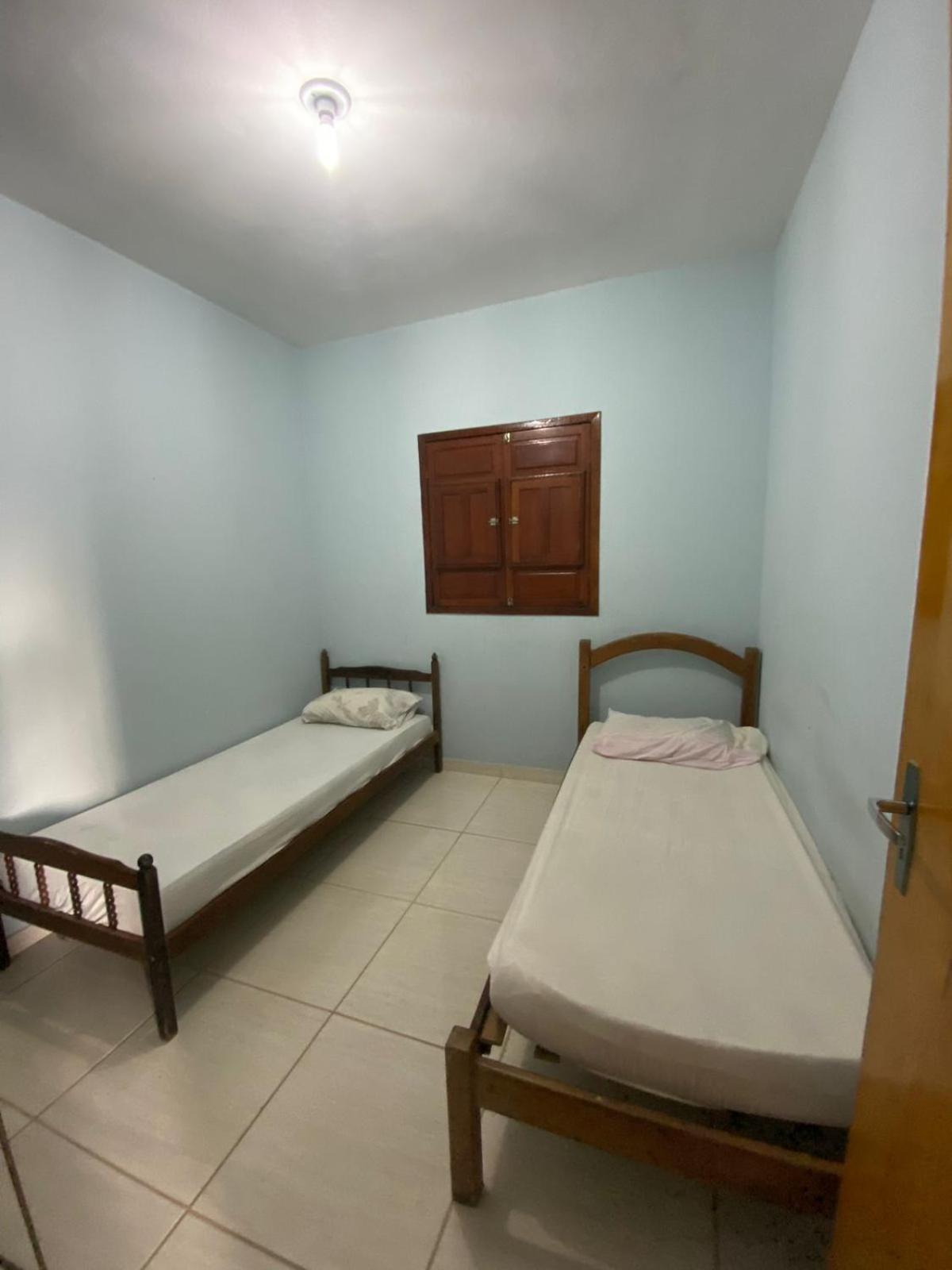 Five-Bedroom House photo 1