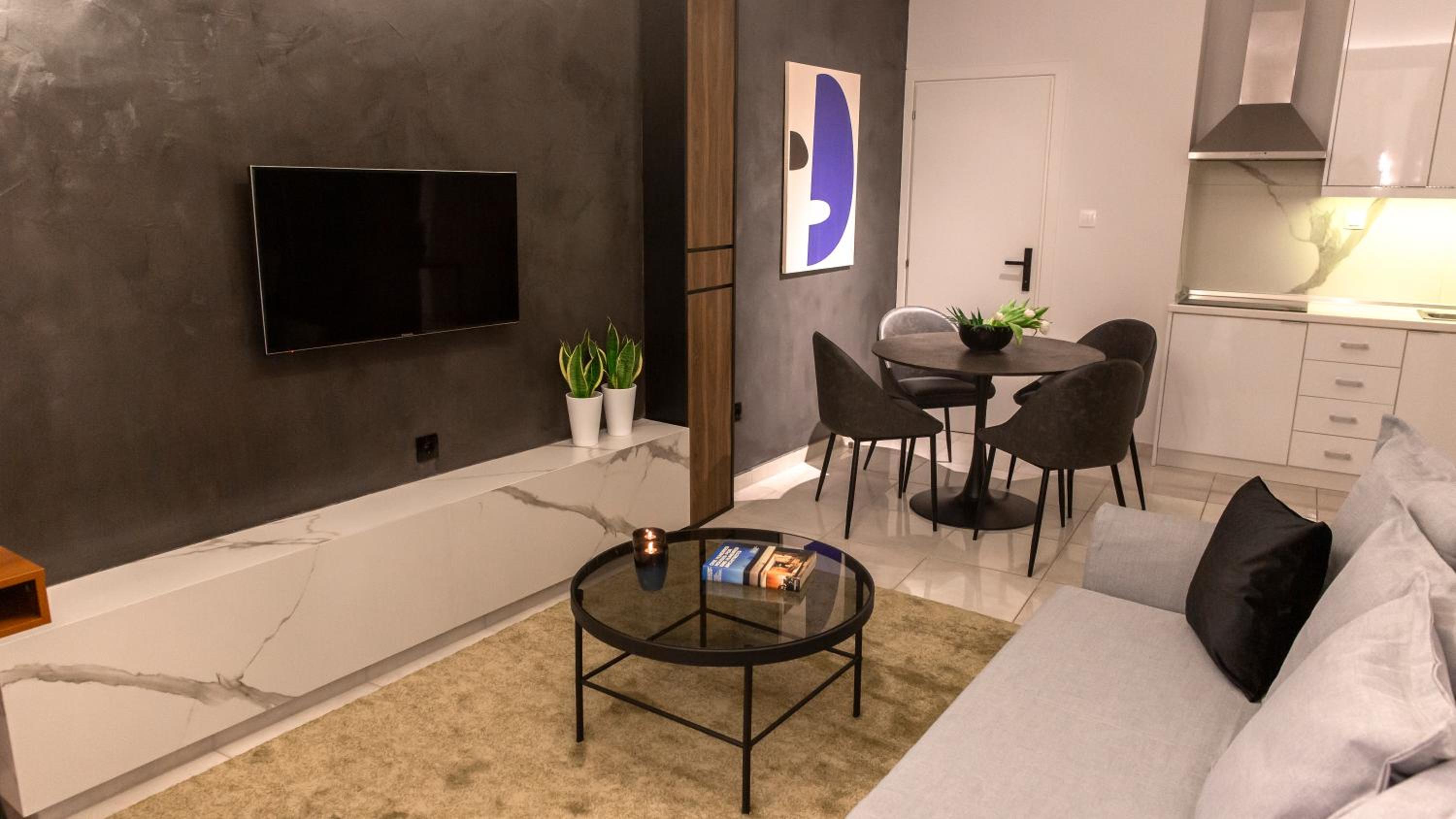 Apartment - Photo 21