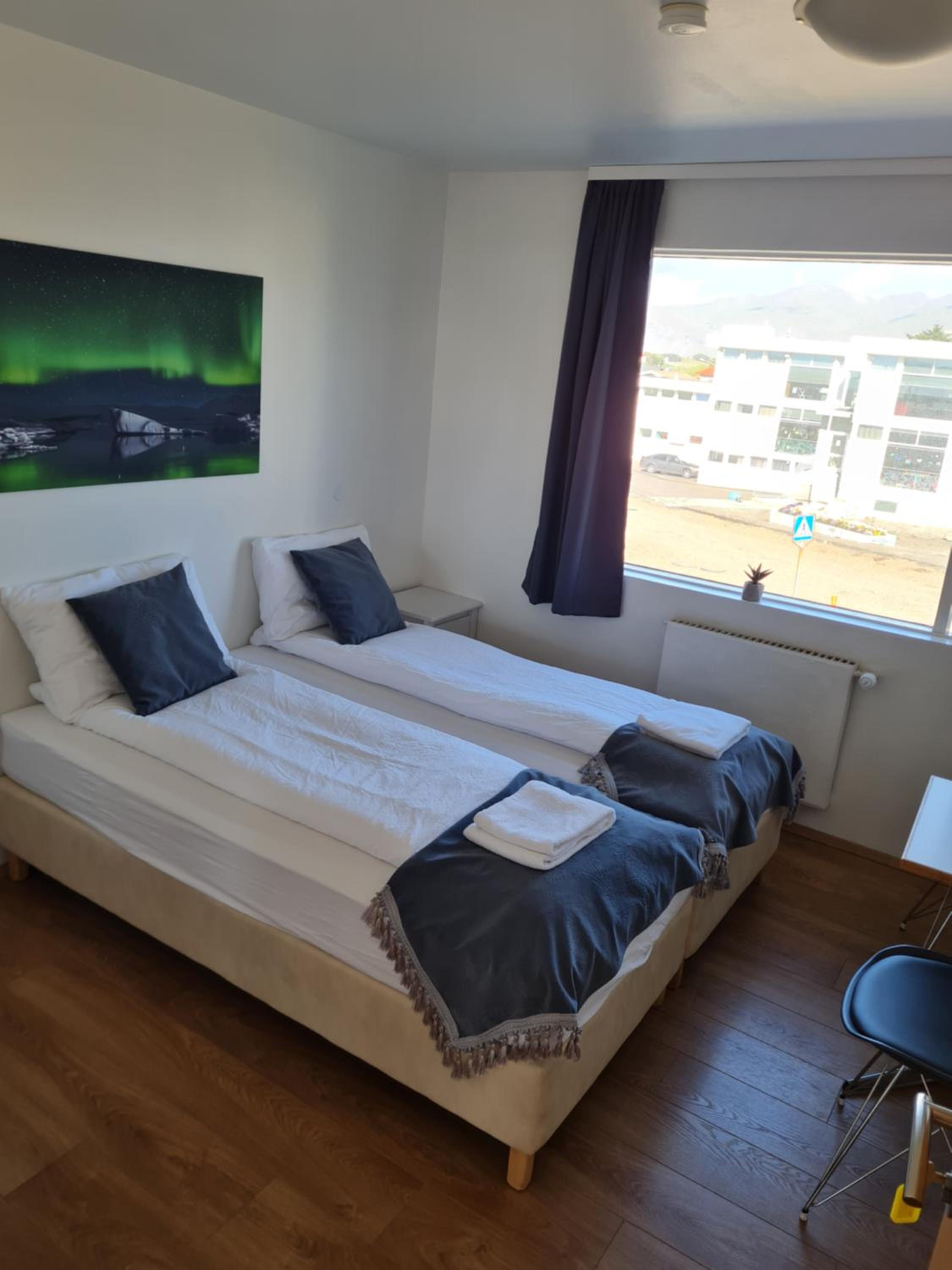 Double or Twin Room with Shared Bathroom - Main Building photo 3