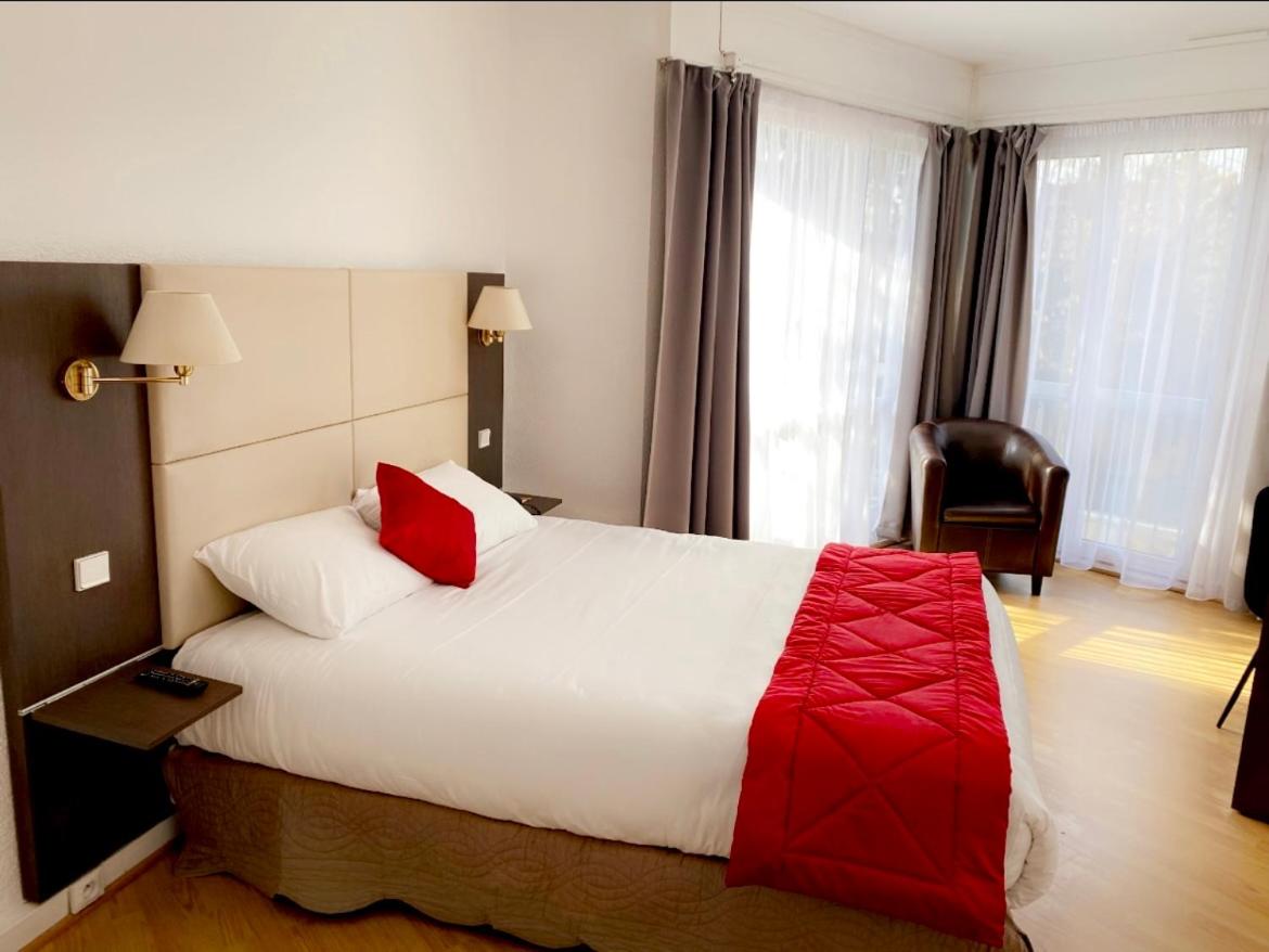 Double Room - Photo 3