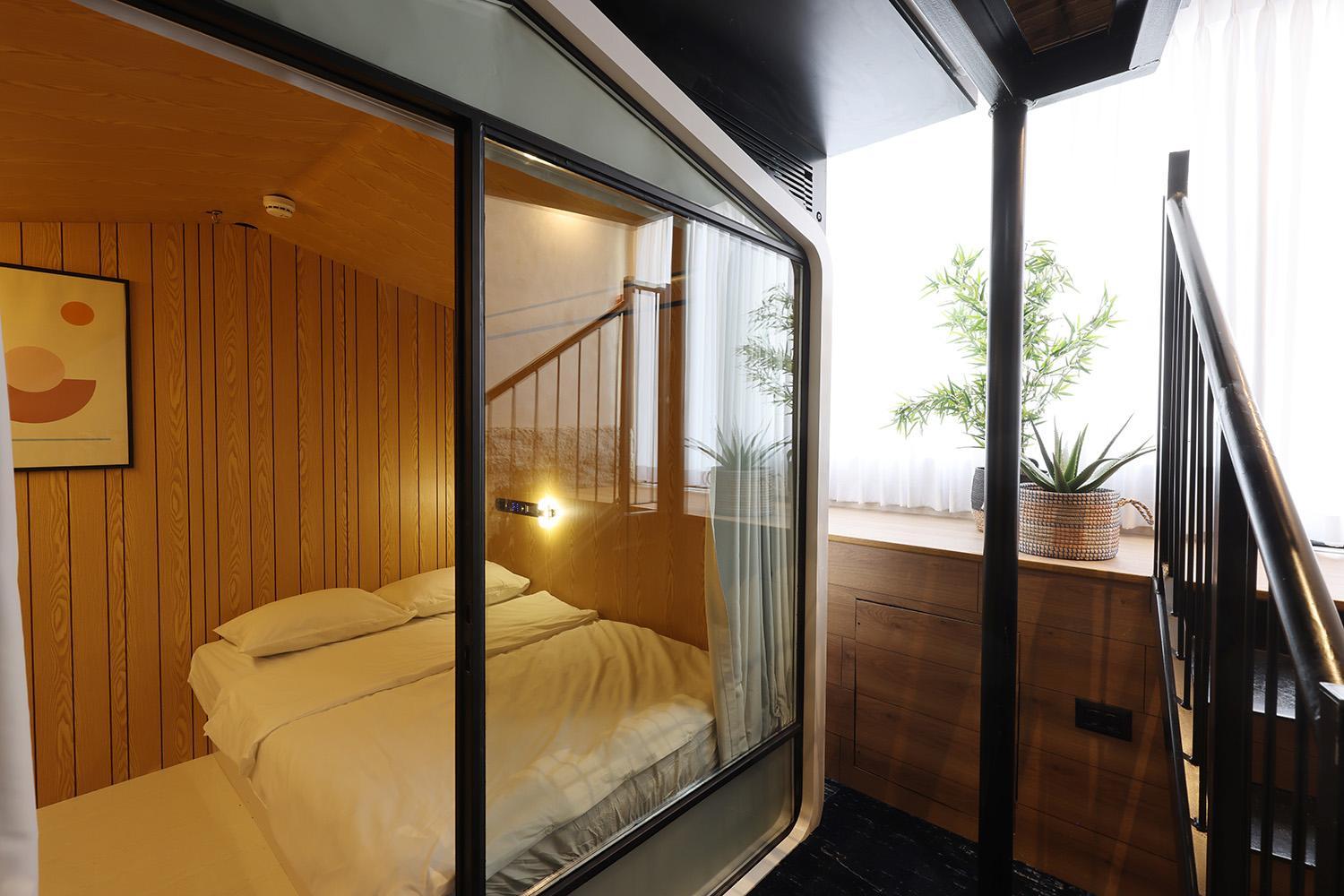 Double Tall Accessible Pod - Photo 3