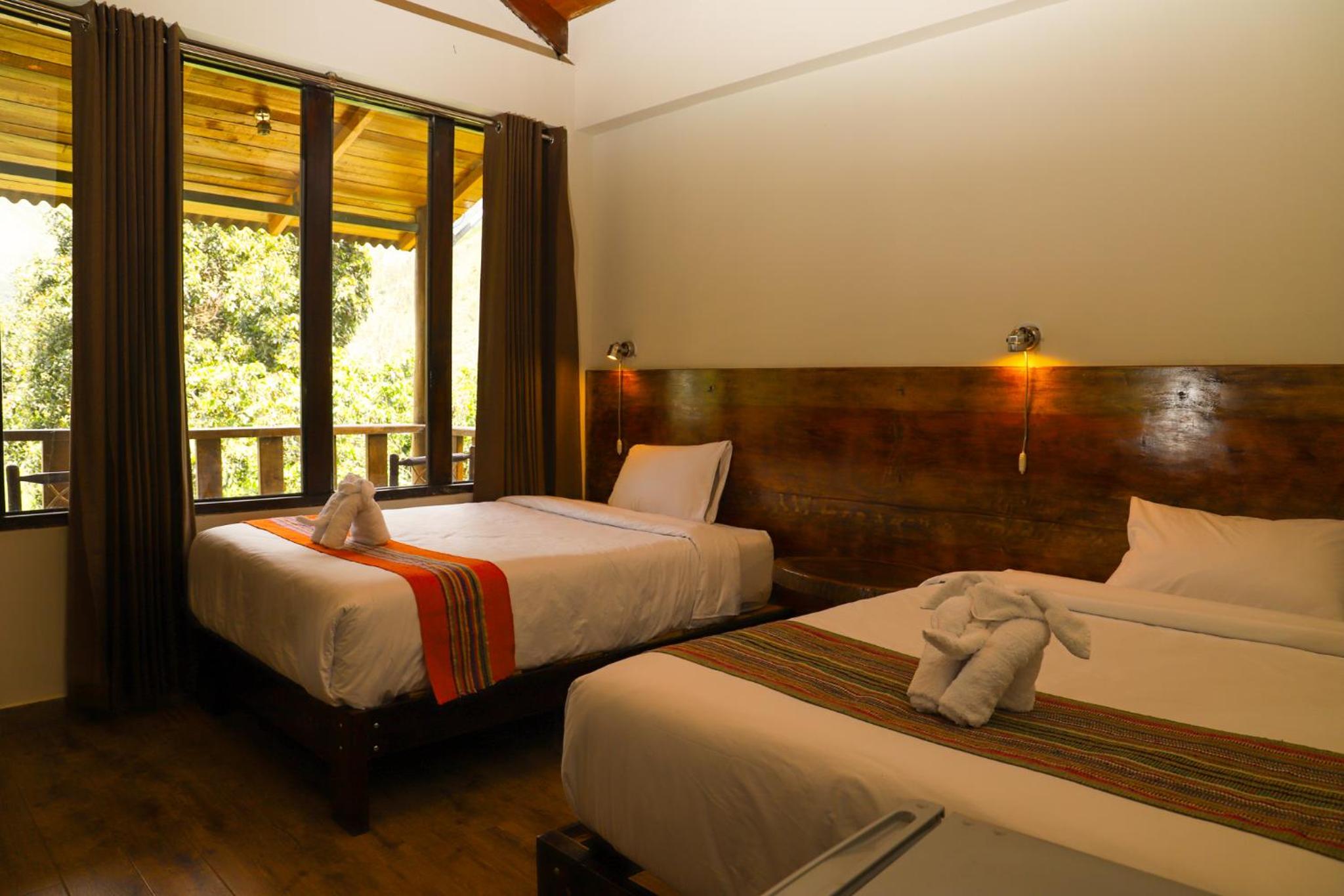 Deluxe Double Room with Two Double Beds photo 2