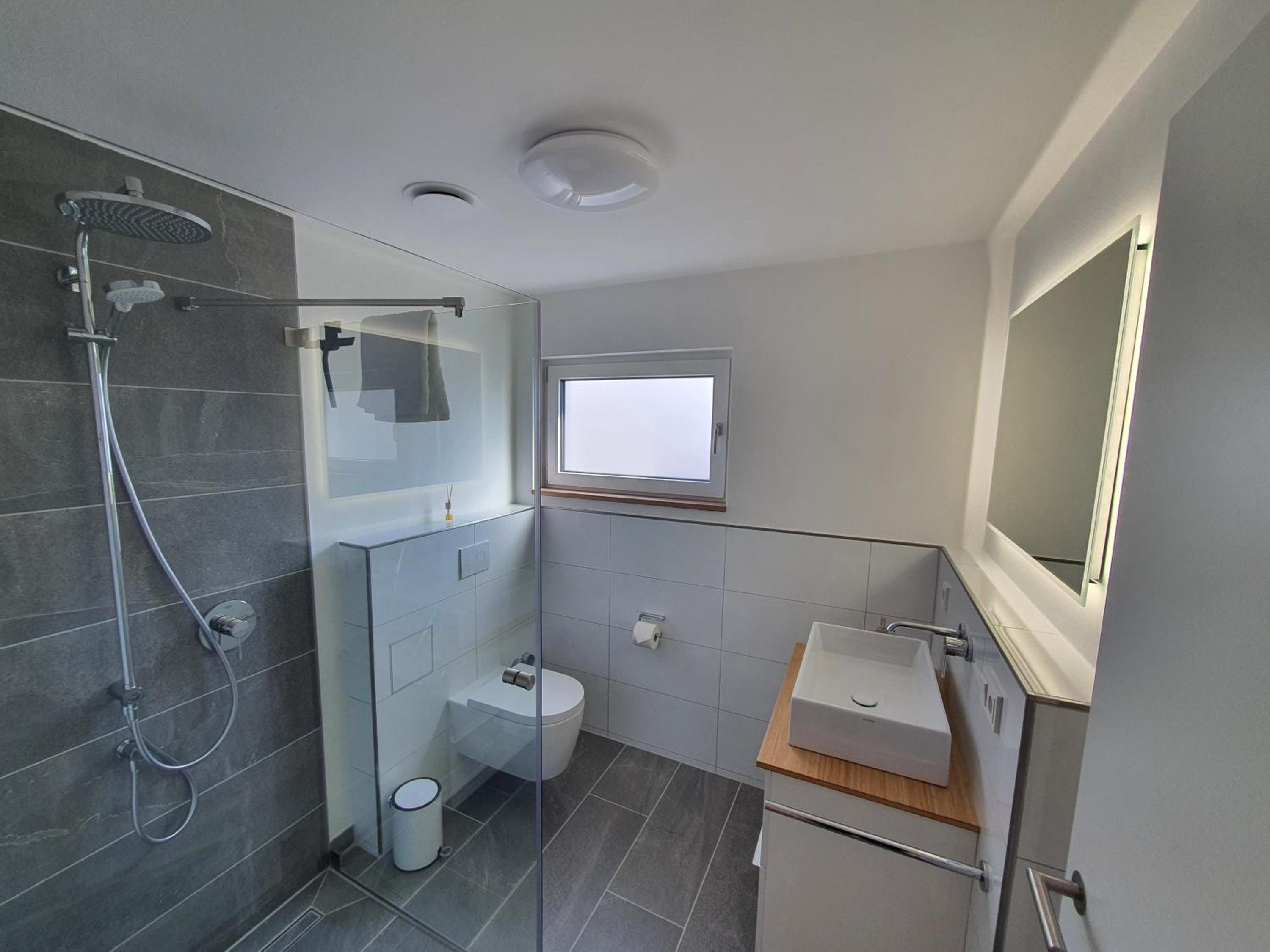 One-Bedroom Apartment - Photo 18
