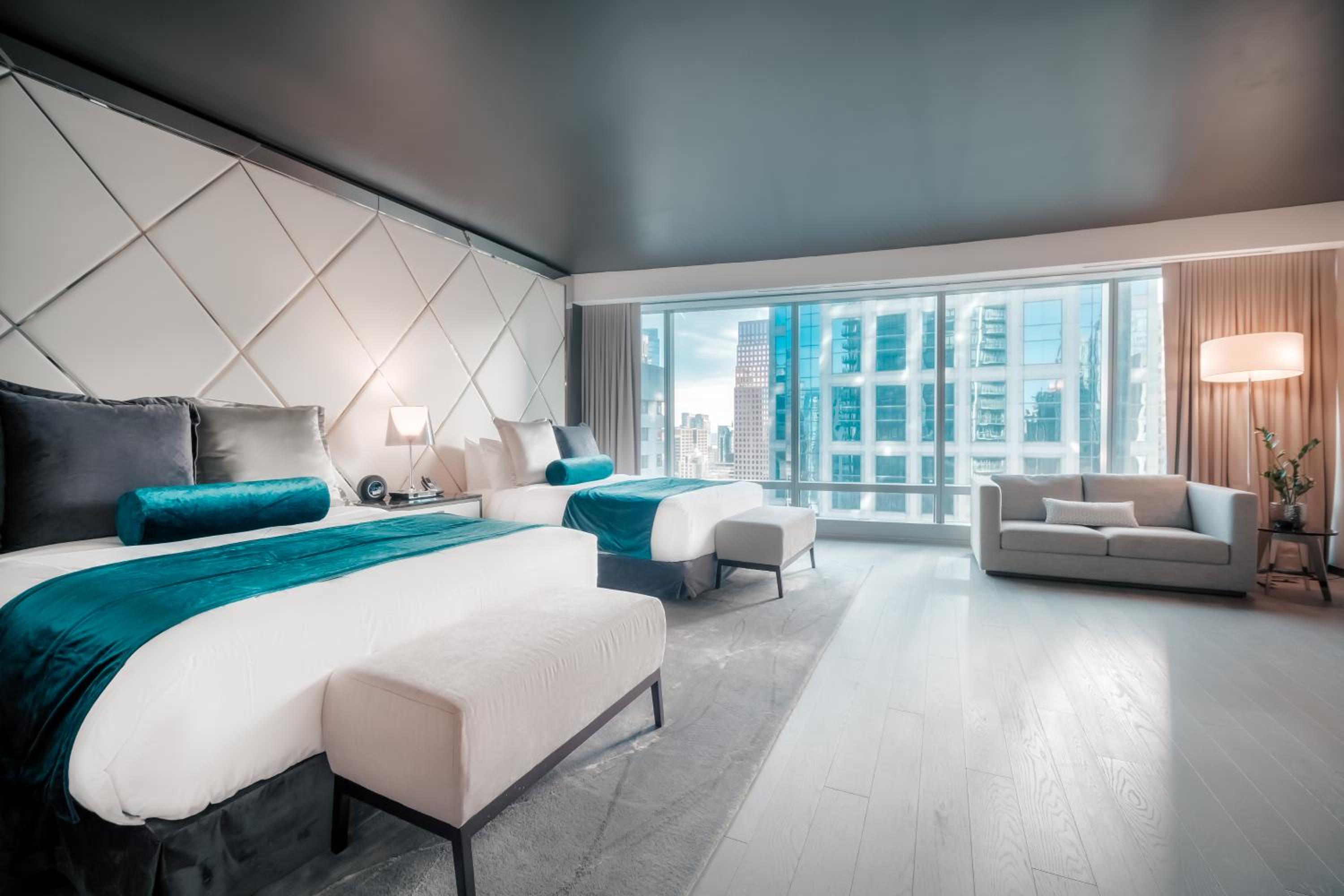 Executive Queen Room with Two Queen Beds photo 1