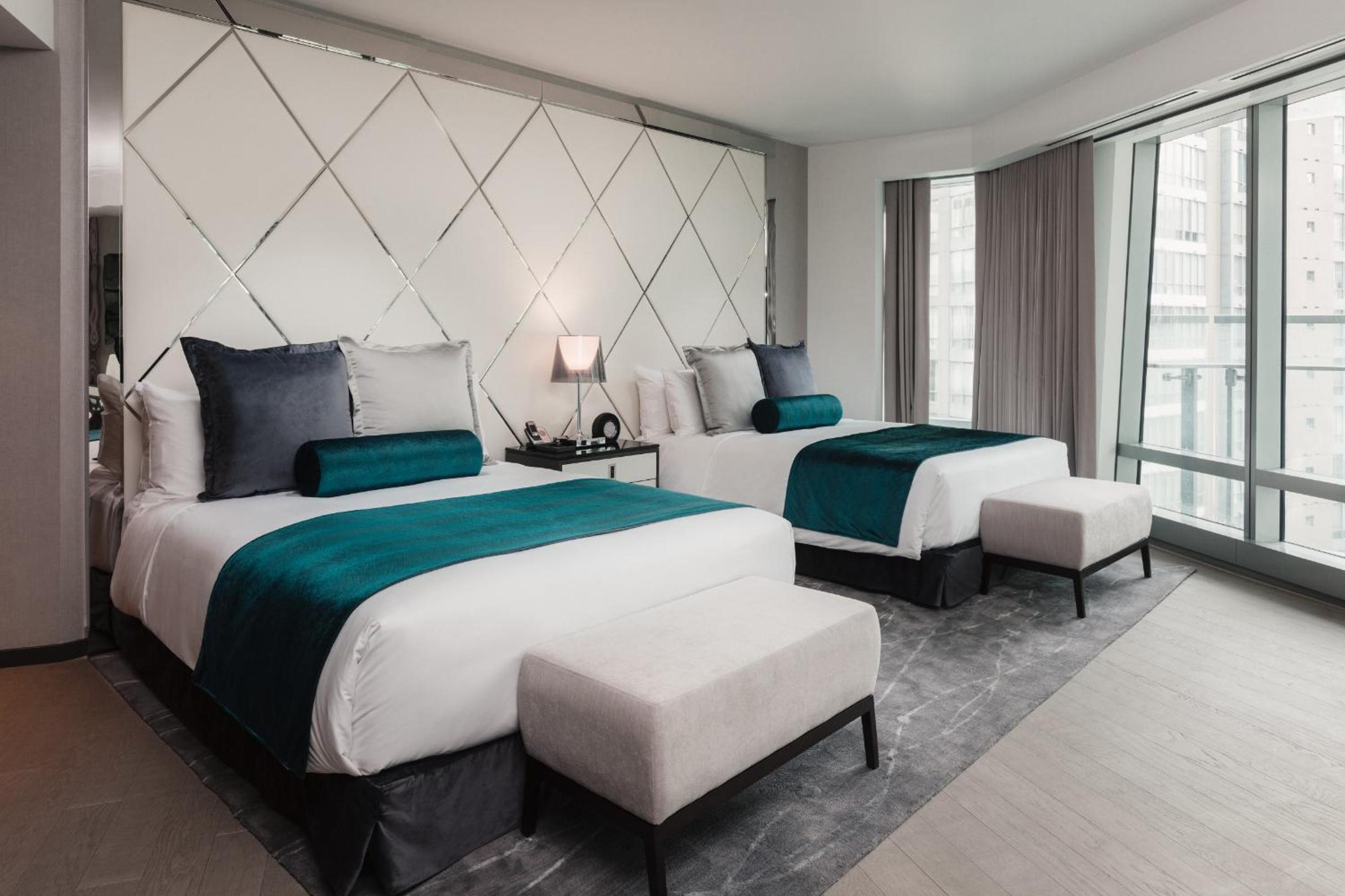 Paradox Two Queen Beds with Balcony photo 1