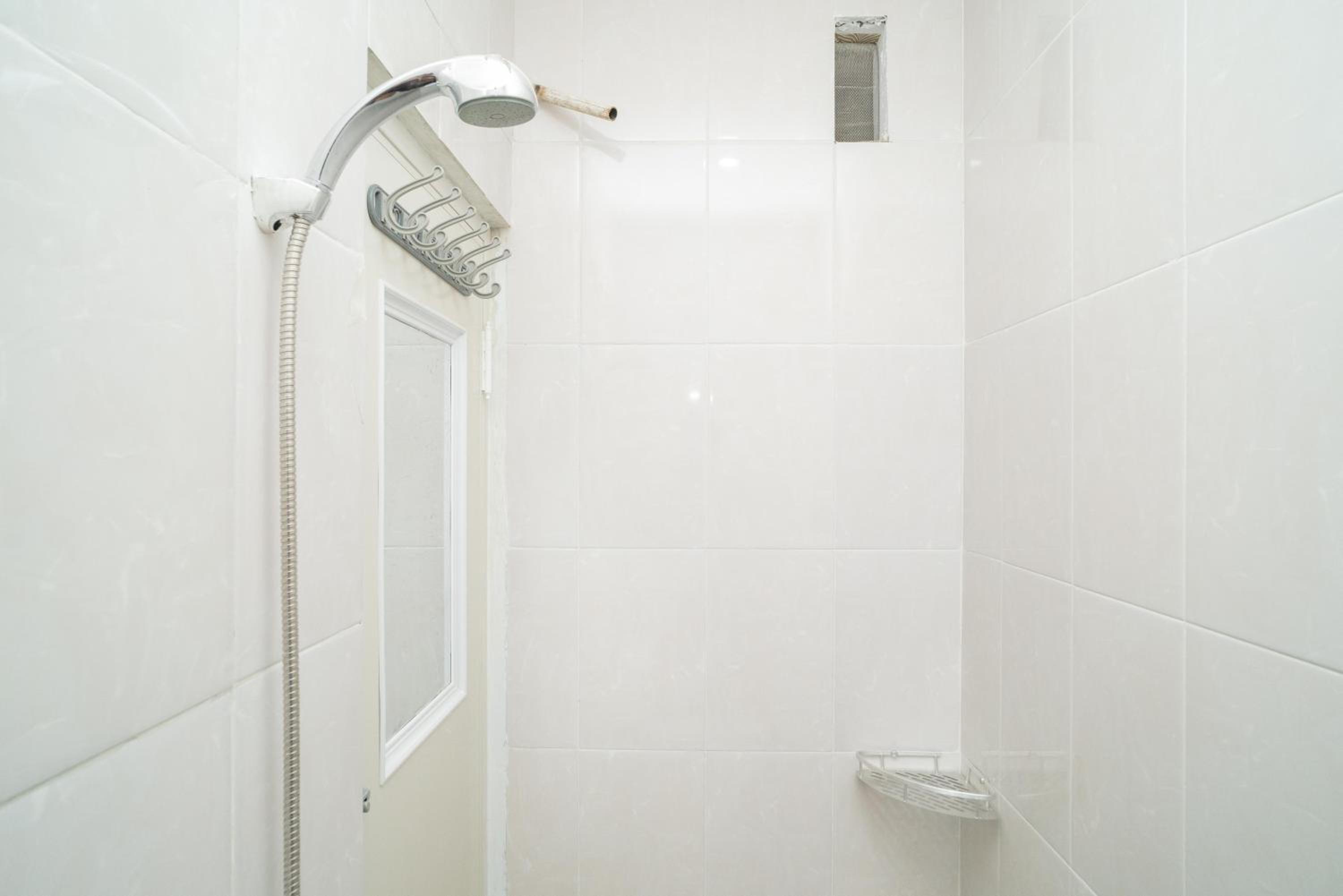 Standard Double Room - Photo 2