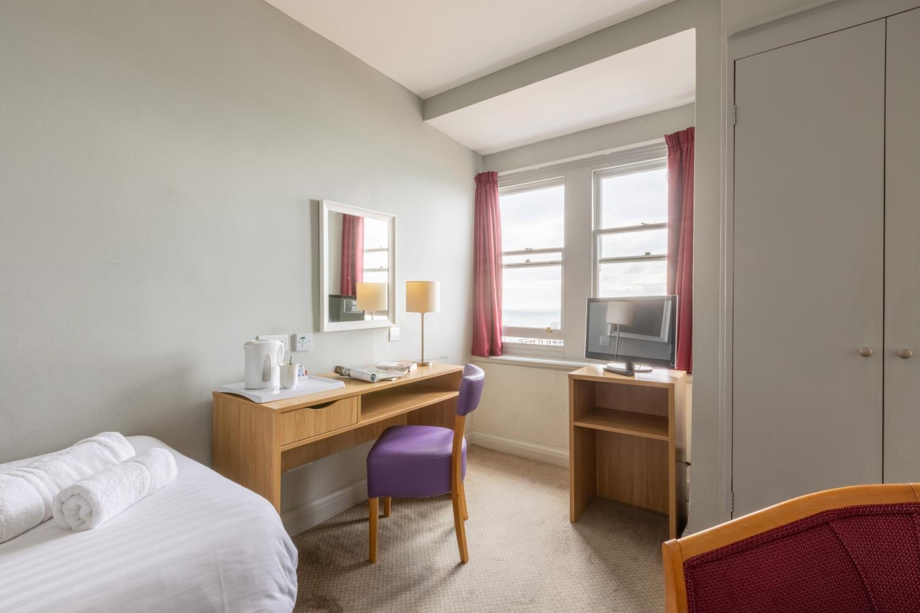 Standard Single Room photo 2