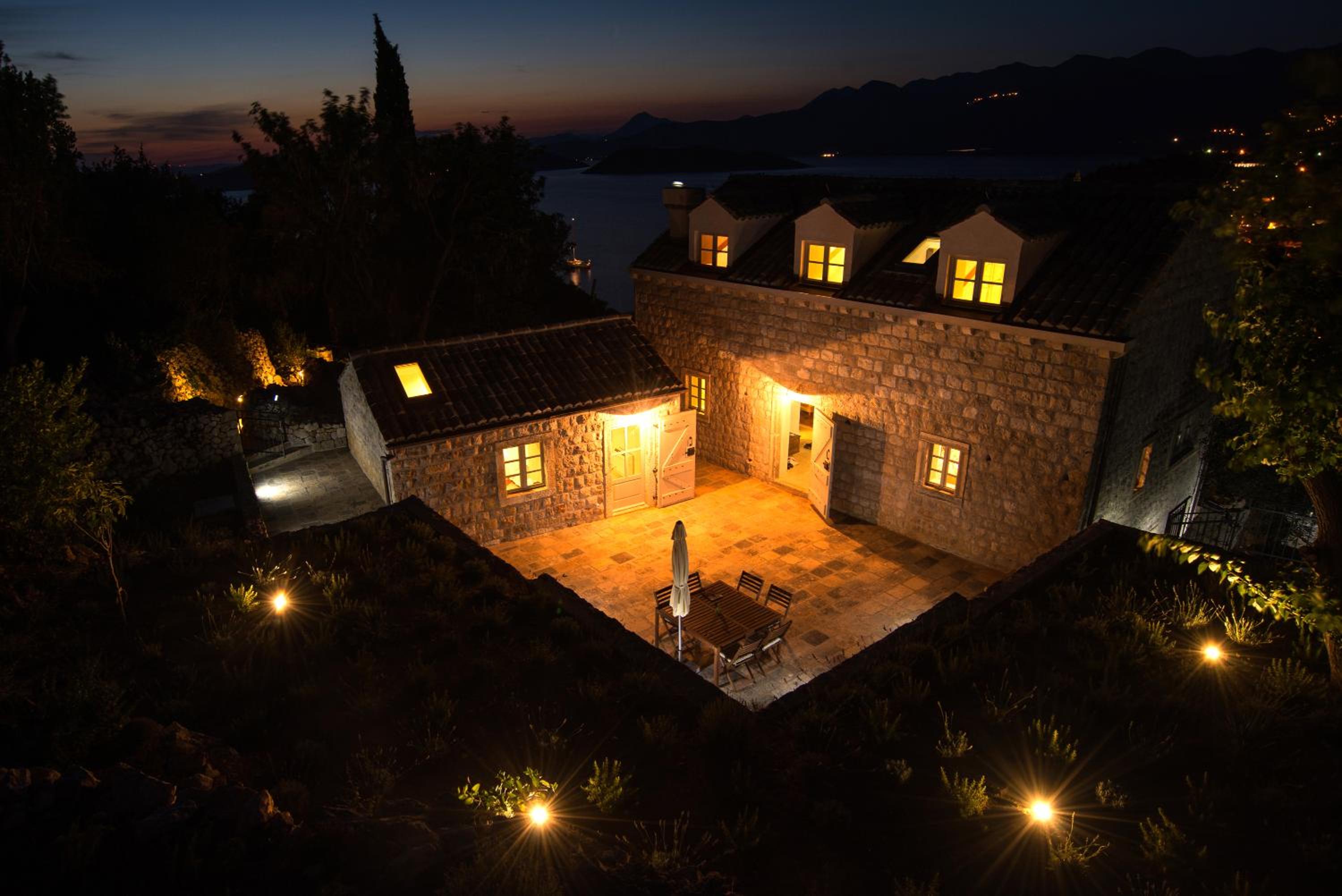 Villa with Private Pool photo 3