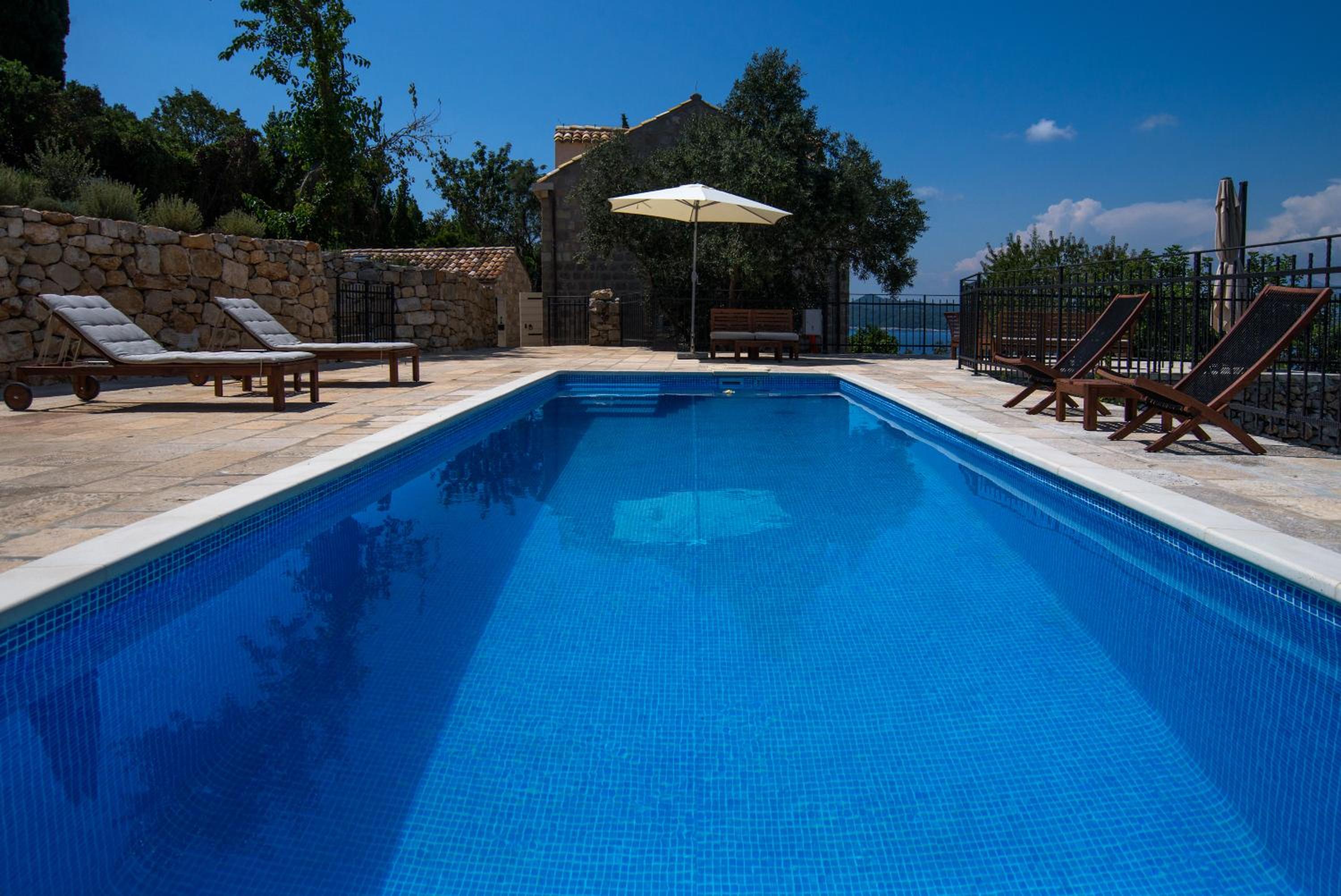 Villa with Private Pool photo 2
