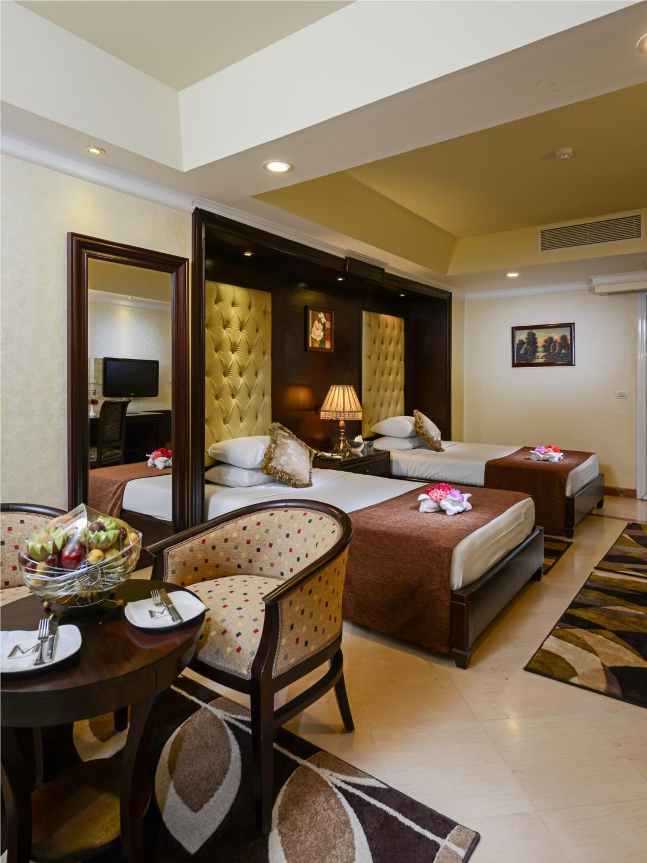 Deluxe Double or Twin Room with Garden View photo 3