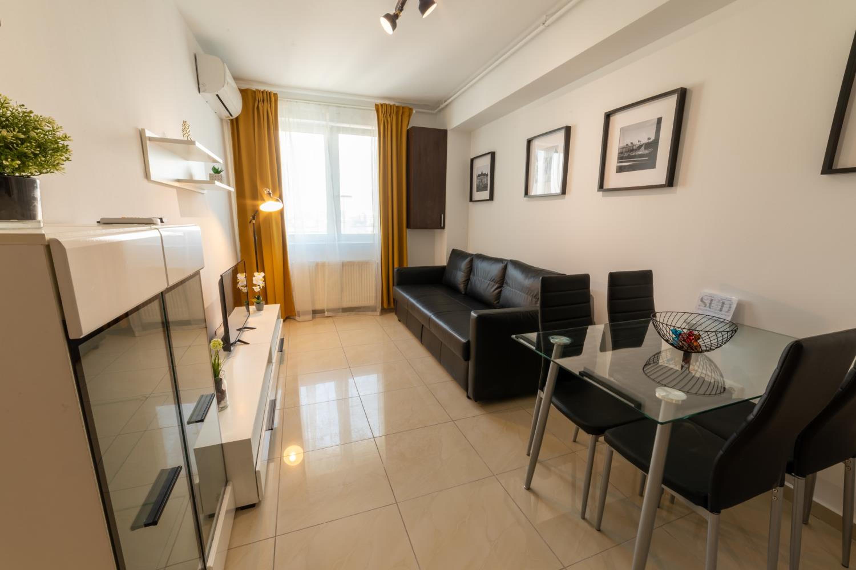 One-Bedroom Apartment - Photo 6