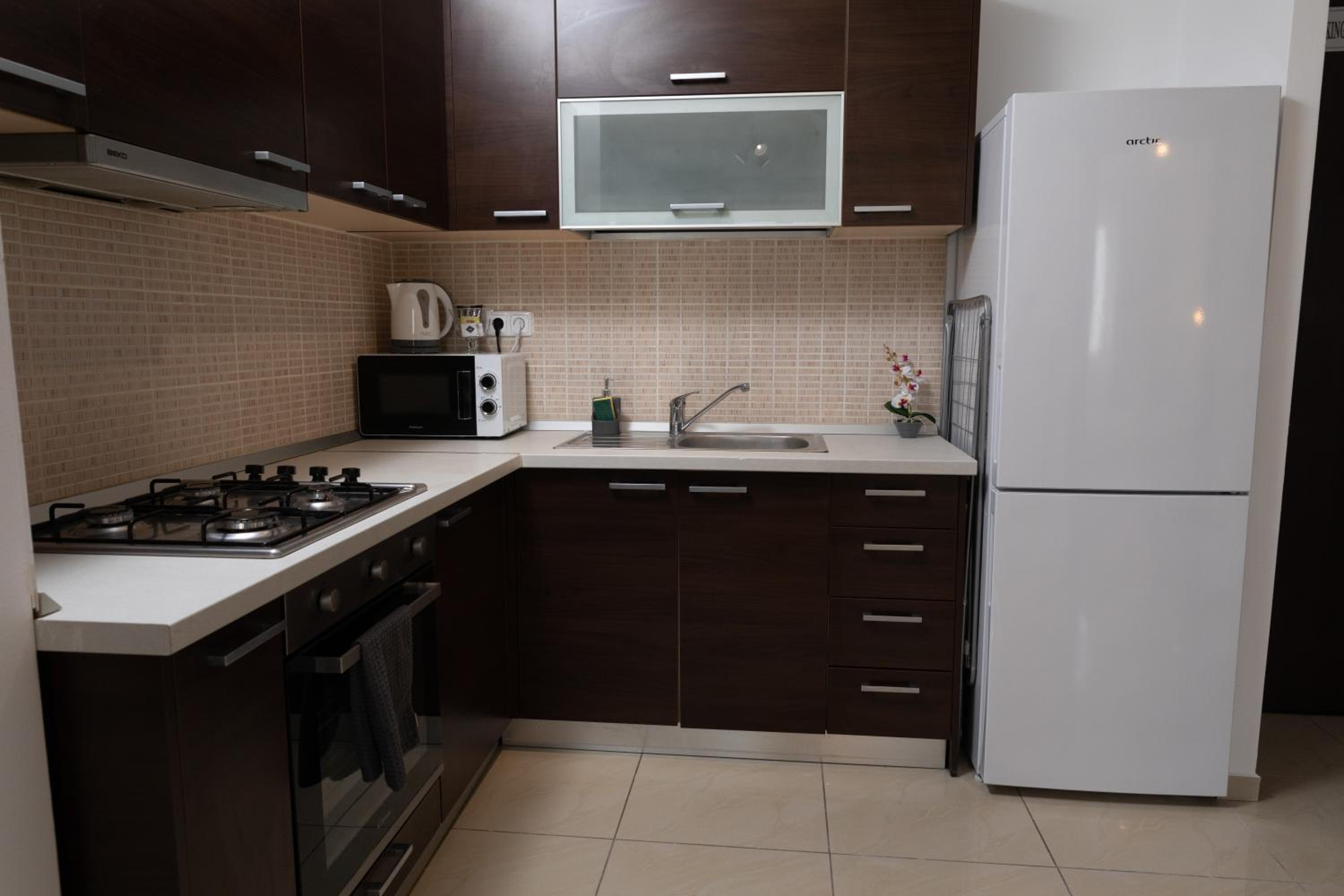 One-Bedroom Apartment - Photo 23