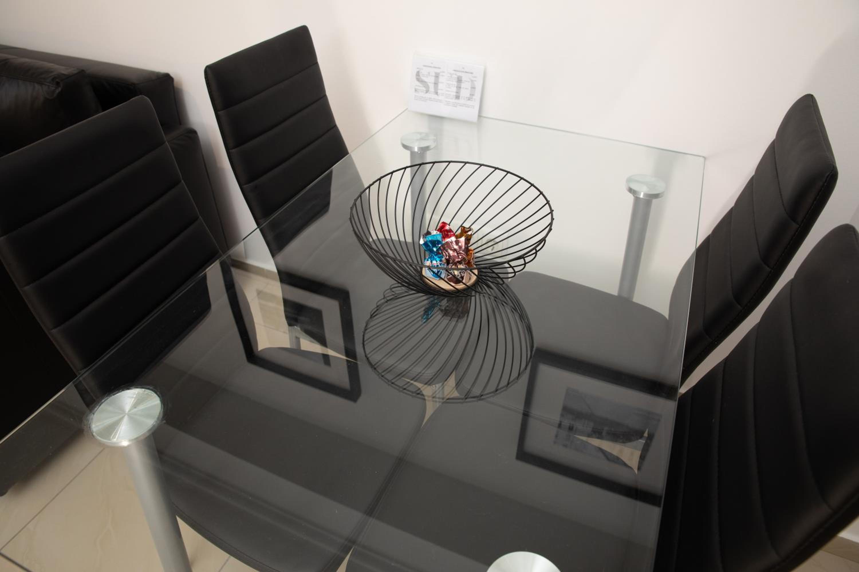 One-Bedroom Apartment - Photo 24