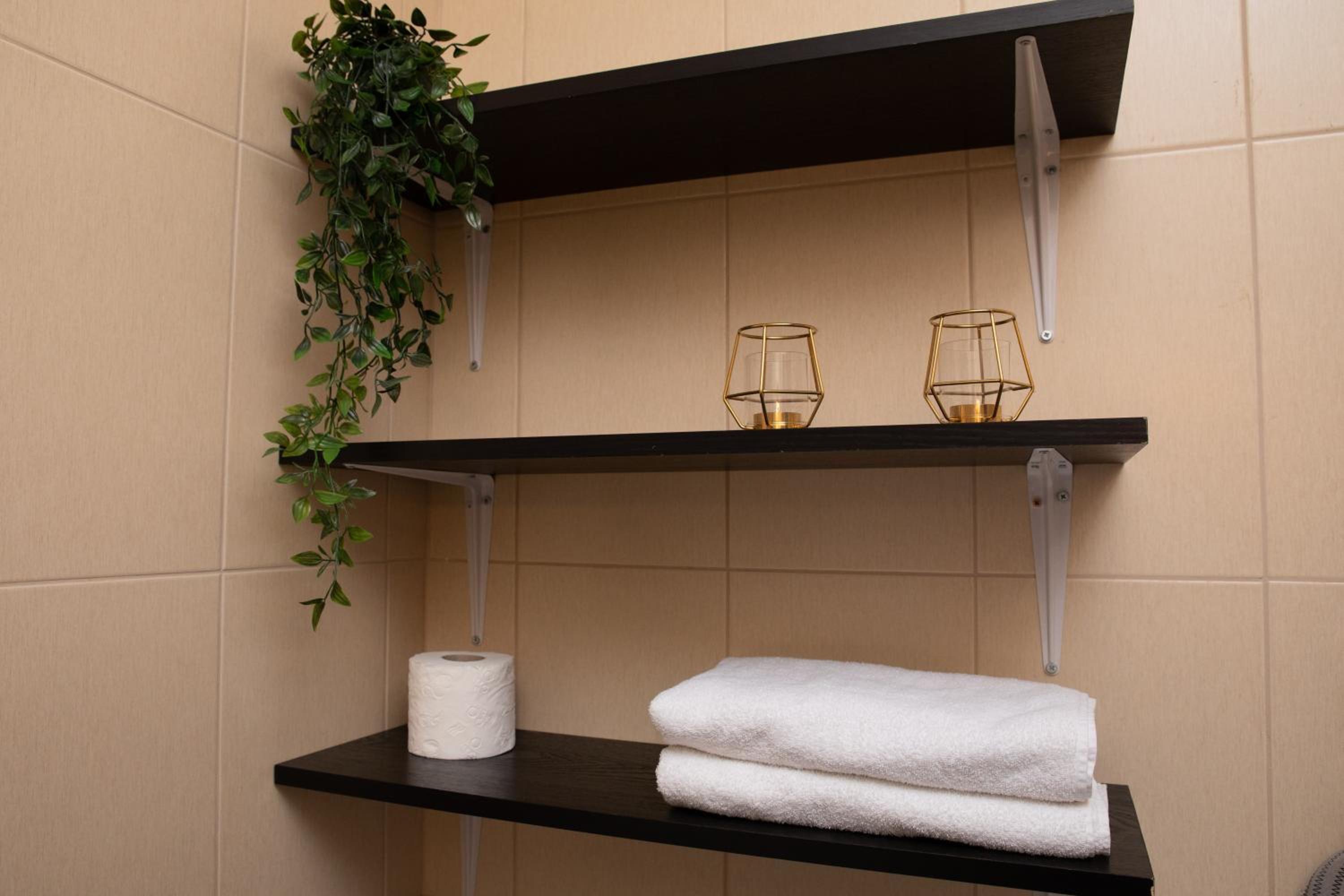 One-Bedroom Apartment - Photo 26