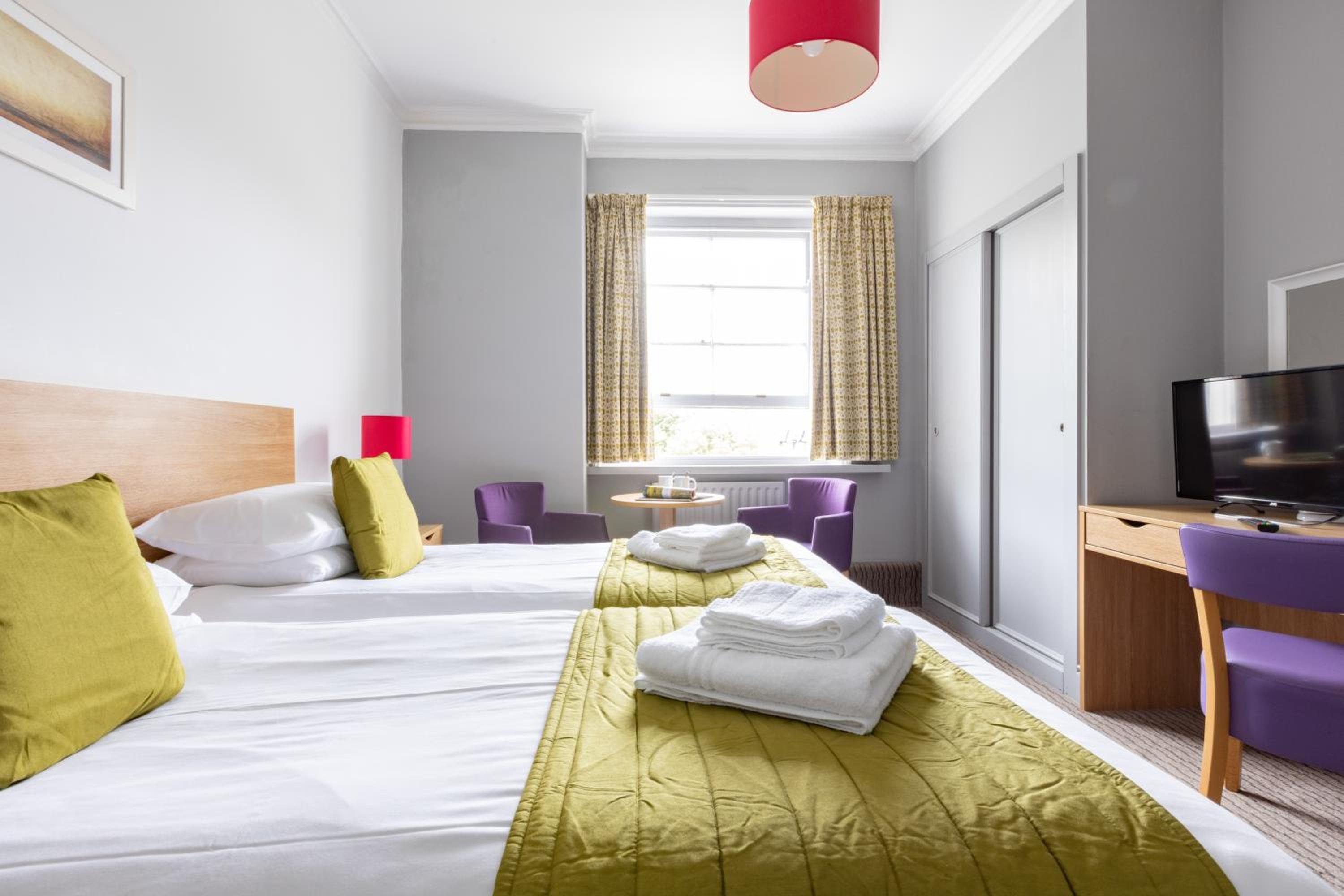 Standard Twin Room photo 2