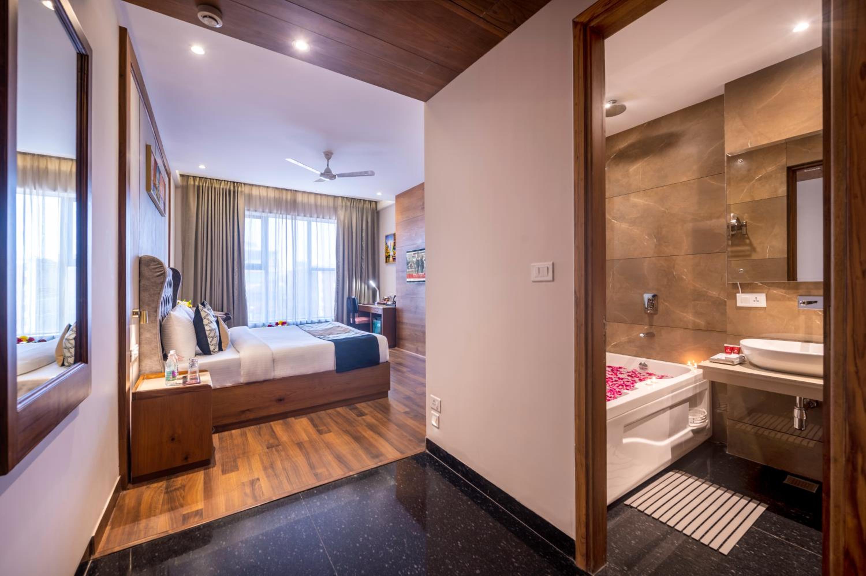 Club Double Room - Photo 3
