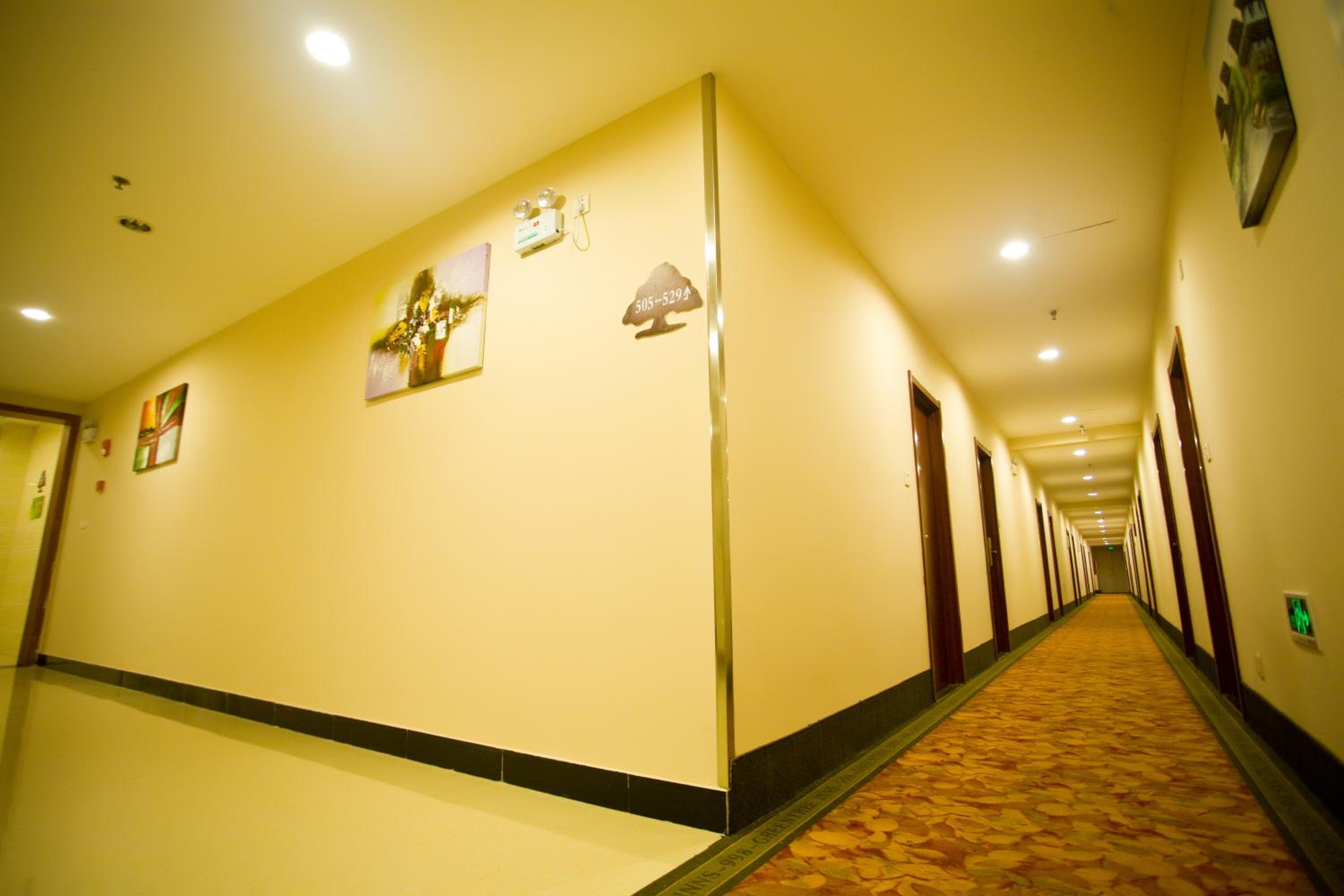 Twin Room - Photo 2