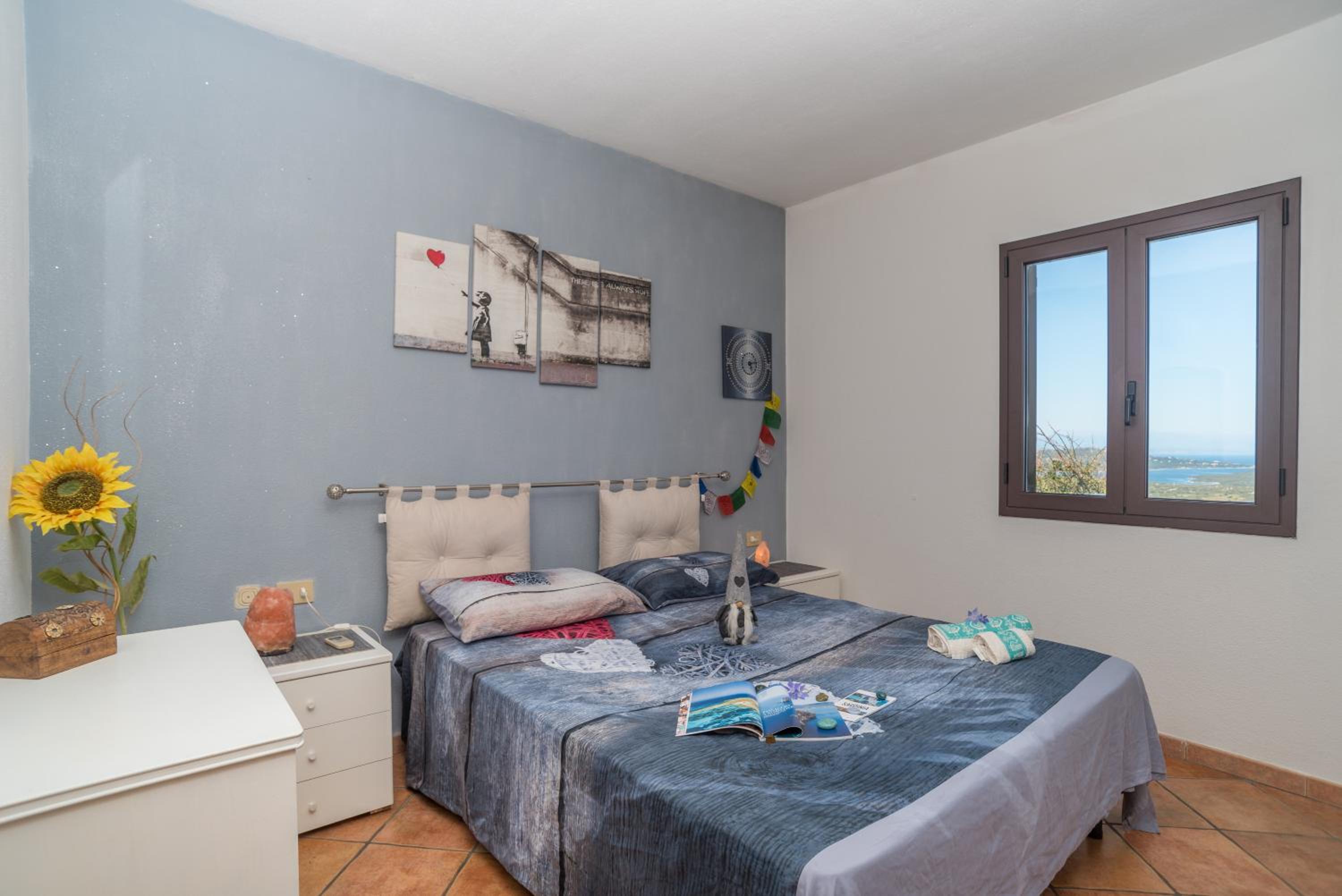 Two-Bedroom Deluxe Apartment with Ocean View