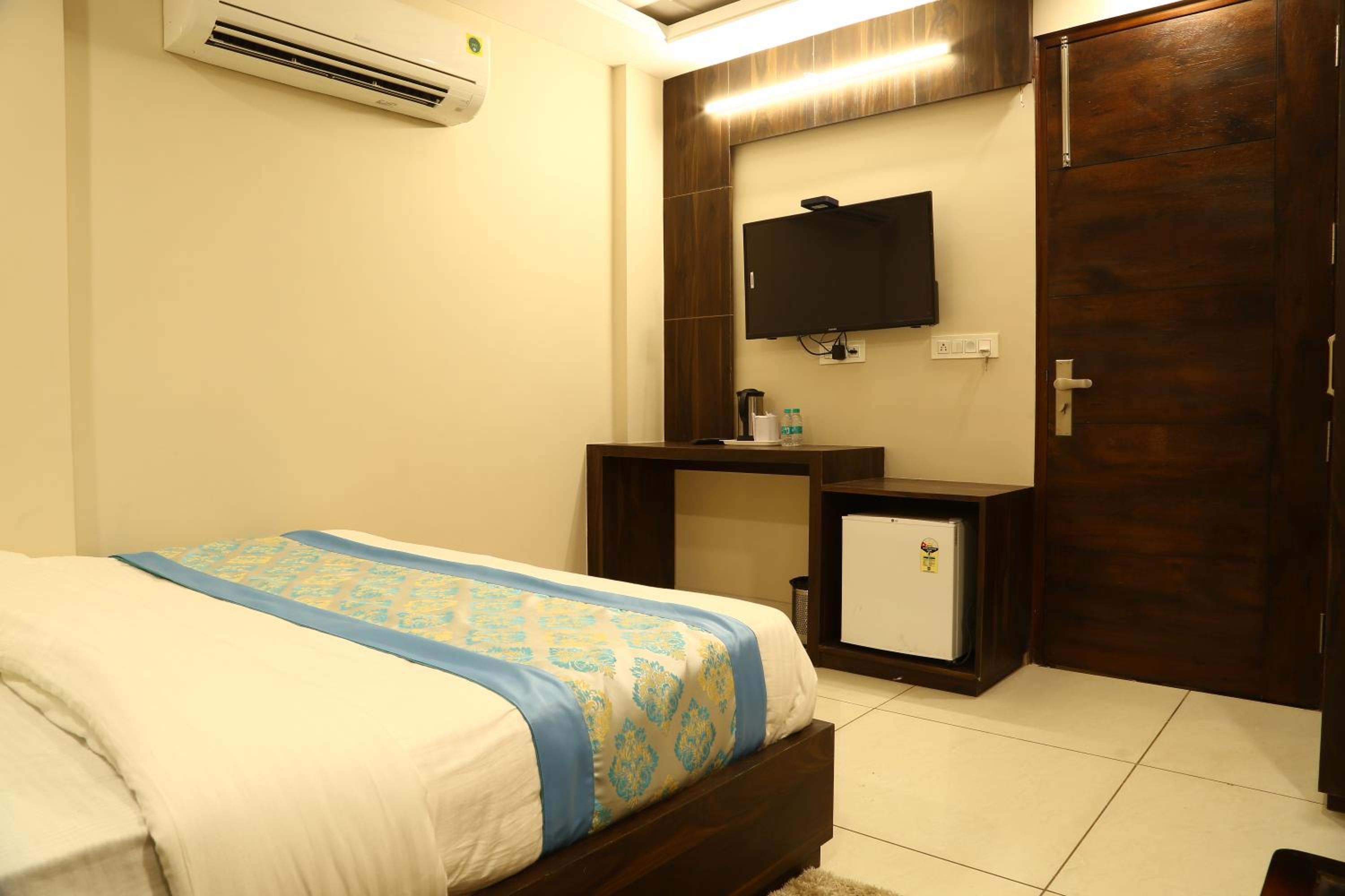 Superior Double Room - Photo 7