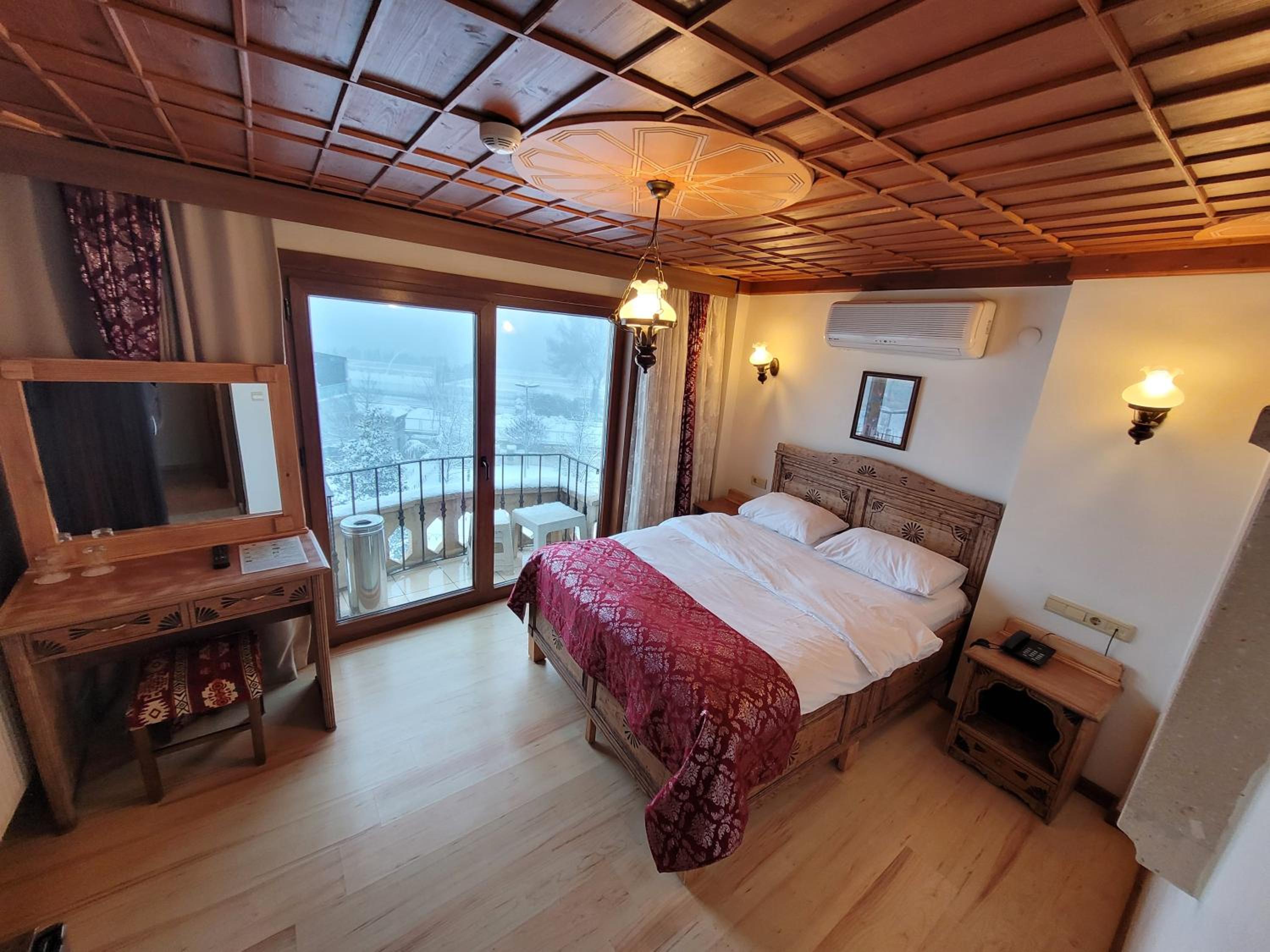 Double Room with Sea View photo 2