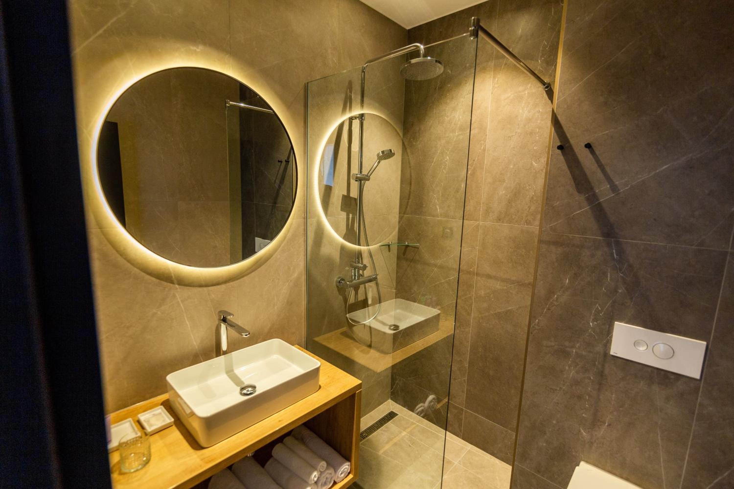 Superior Double or Twin Room - Photo 4