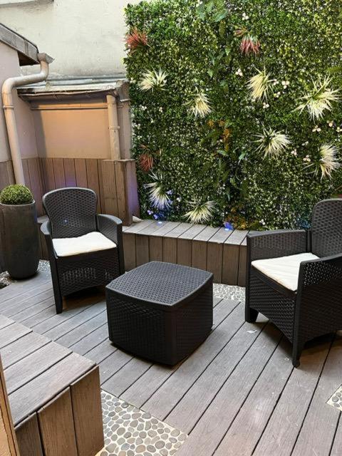 Deluxe Double Room with Terrace photo 3