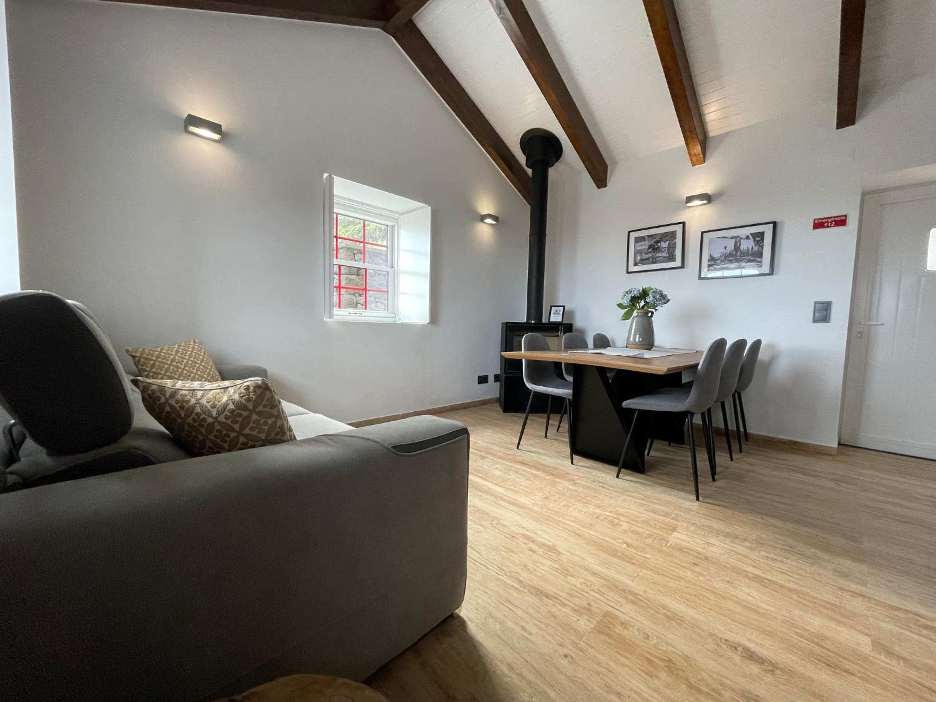 Two-Bedroom Apartment - Photo 20