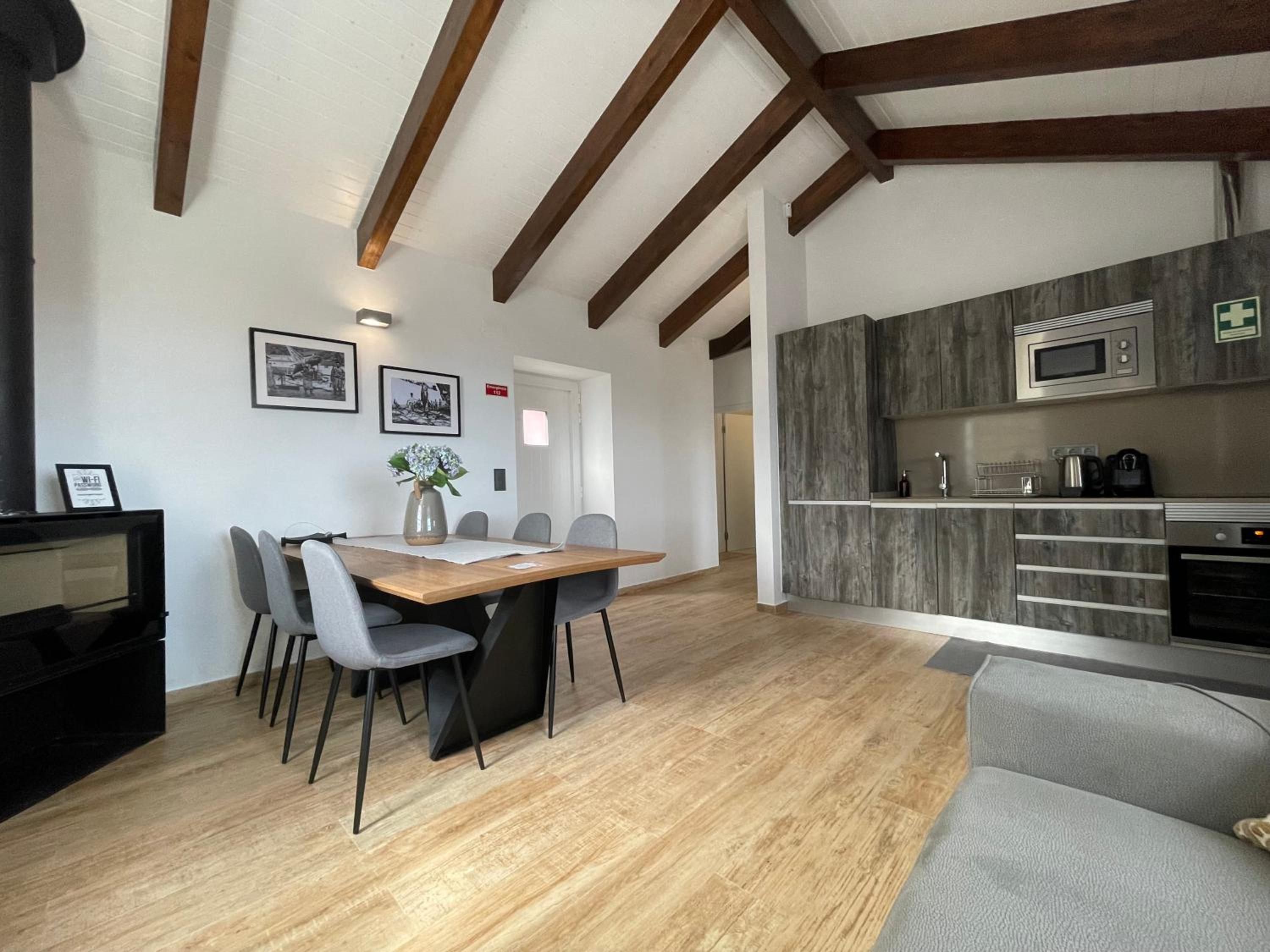 Two-Bedroom Apartment - Photo 19