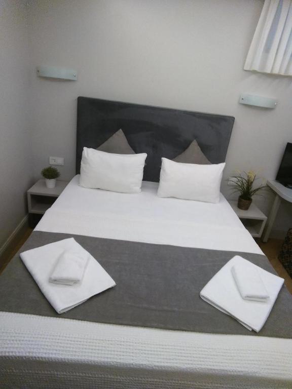 Basement room photo 1