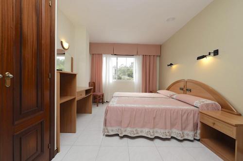 Double or Twin Room photo 3