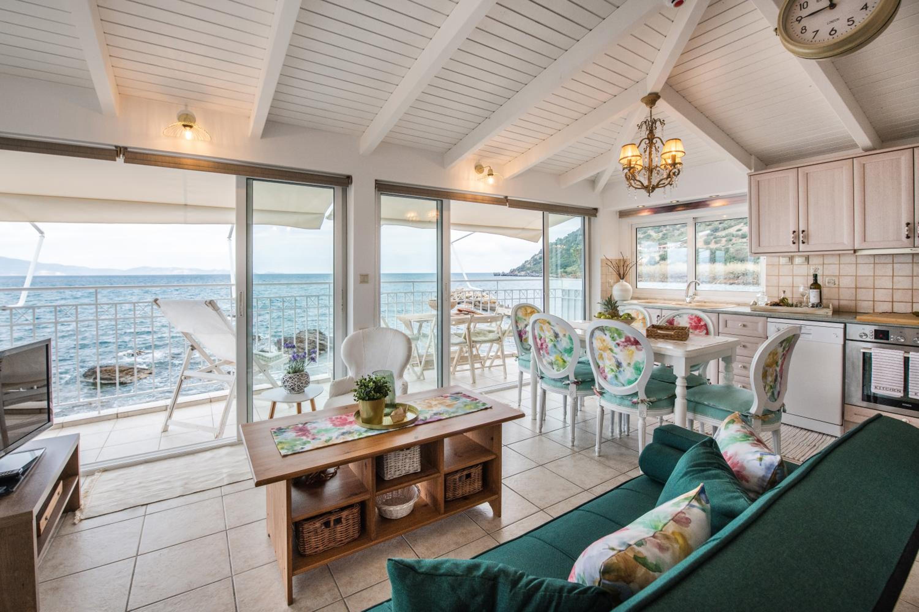 Apartment with View and Balcony photo 1