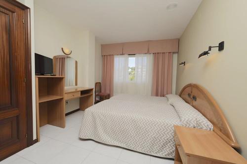 Double or Twin Room photo 2